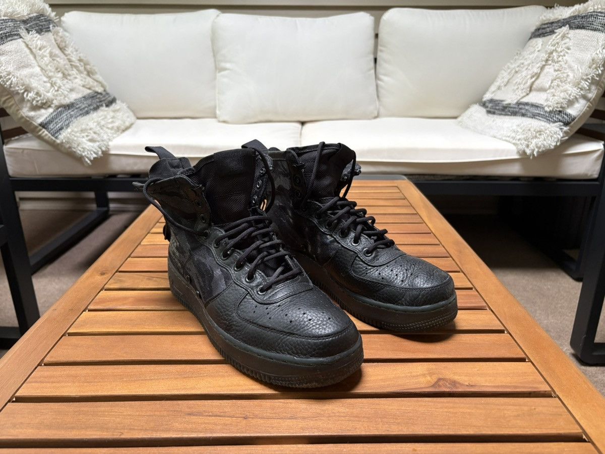 Nike Nike SF-AF1 Mid (Airforce 1 Mid) Size US 9.5 / EU 42-43 - 1 Thumbnail