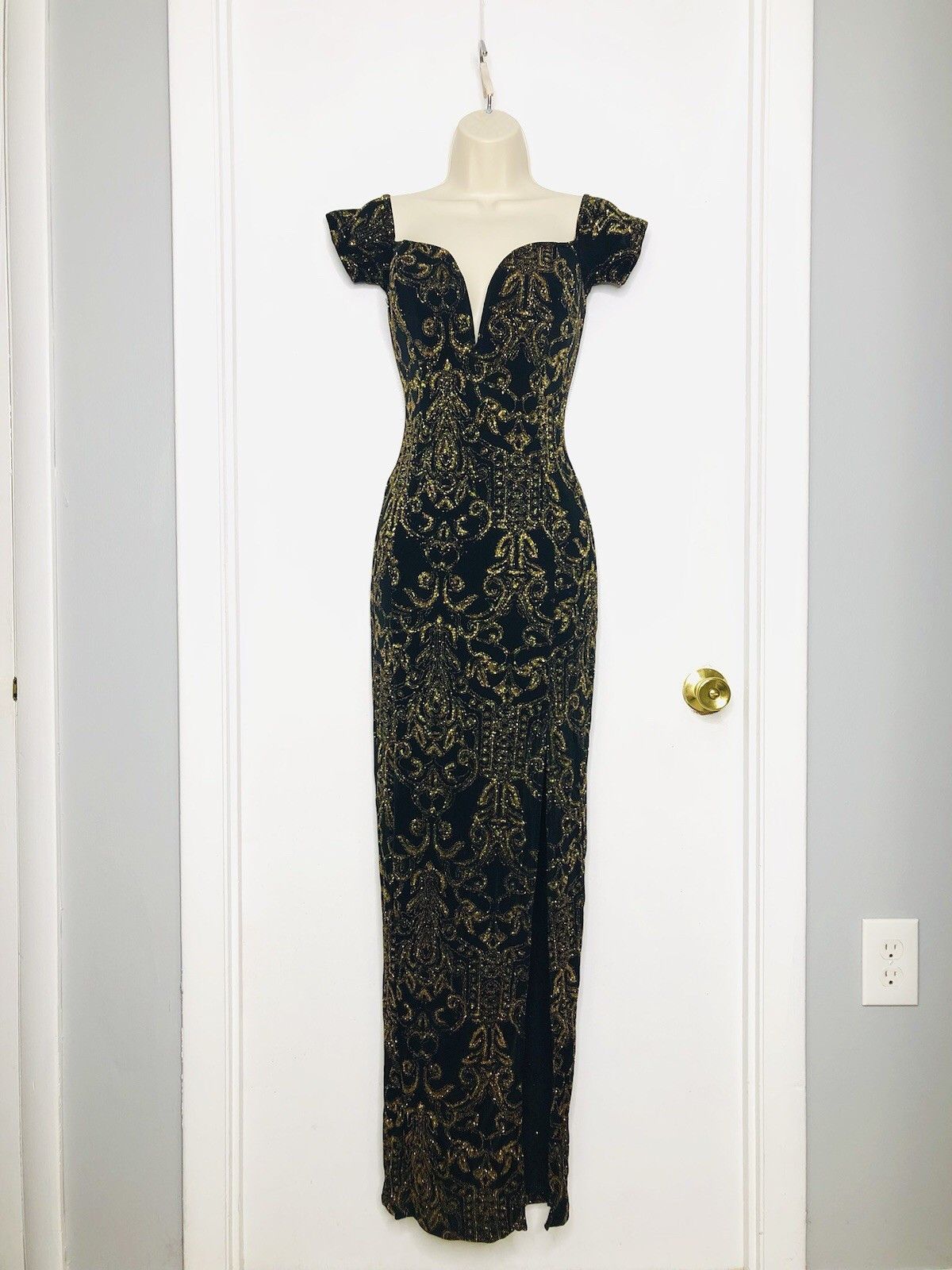 Other Cameo Women Black Sparkle Gold Wire Plunge V Neck Maxi Sz S Size S / US 4 / IT 40 - 3 Thumbnail