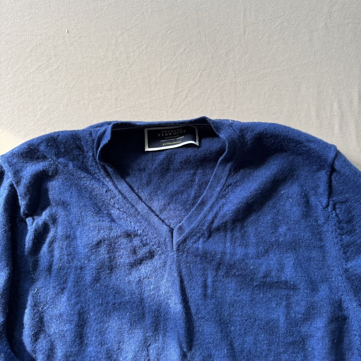 Charles Tyrwhitt × Designer Charles Tyrwhitt Wool V-Neck Sweater Size US XS / EU 42 / 0 - 4 Thumbnail