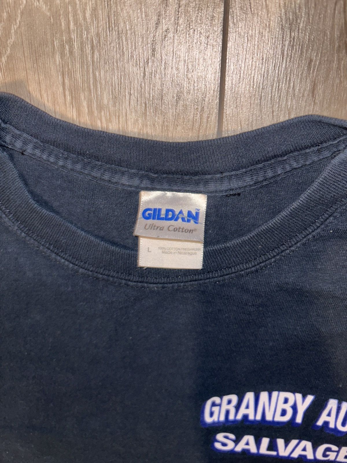 Vintage Vintage Gildan Car dealership Tshirt Size US M / EU 48-50 / 2 - 5 Thumbnail
