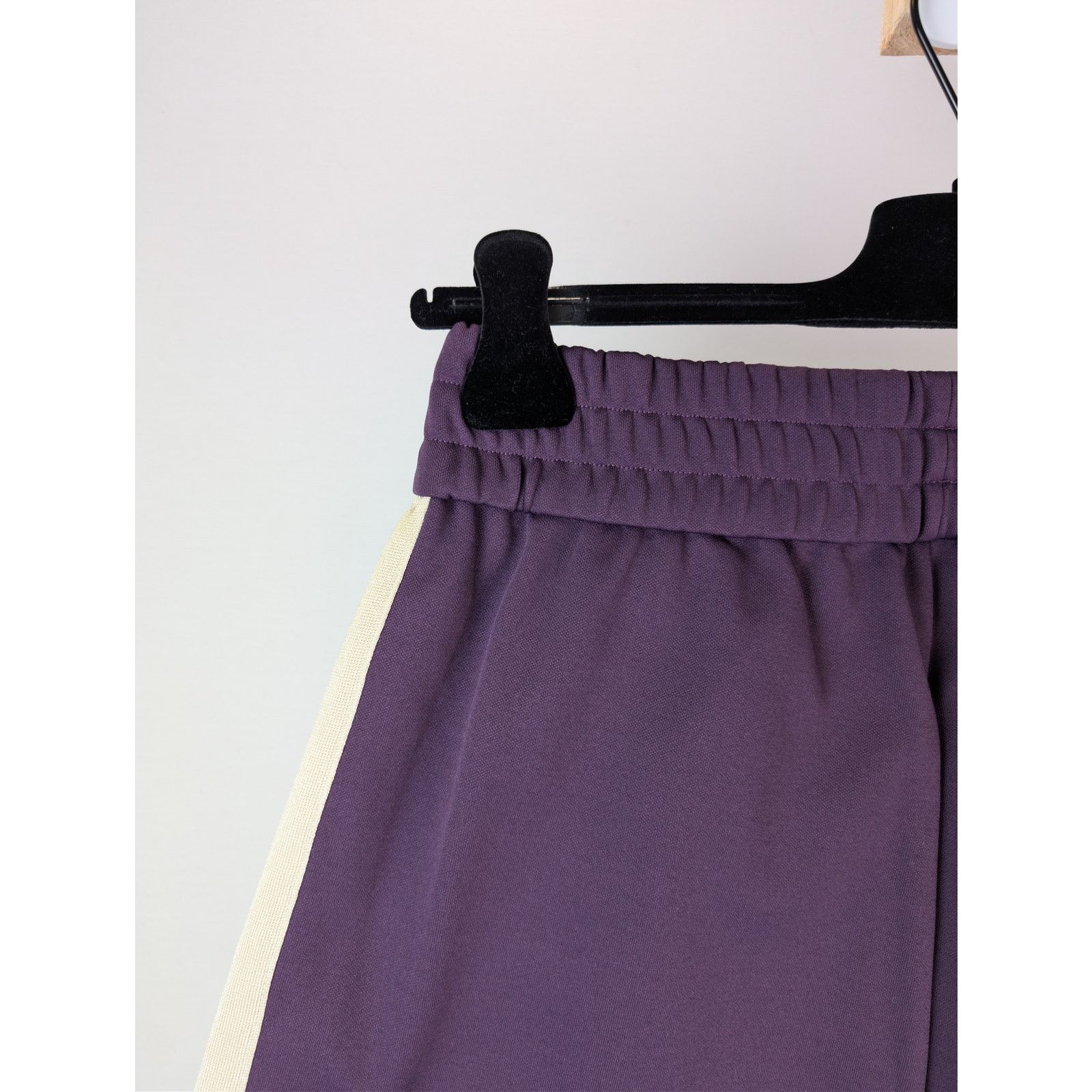 Palm Angels o1rshd1 Classic Logo Track Shorts in Dark Purple / Off-White Size US 36 / EU 52 - 13 Thumbnail
