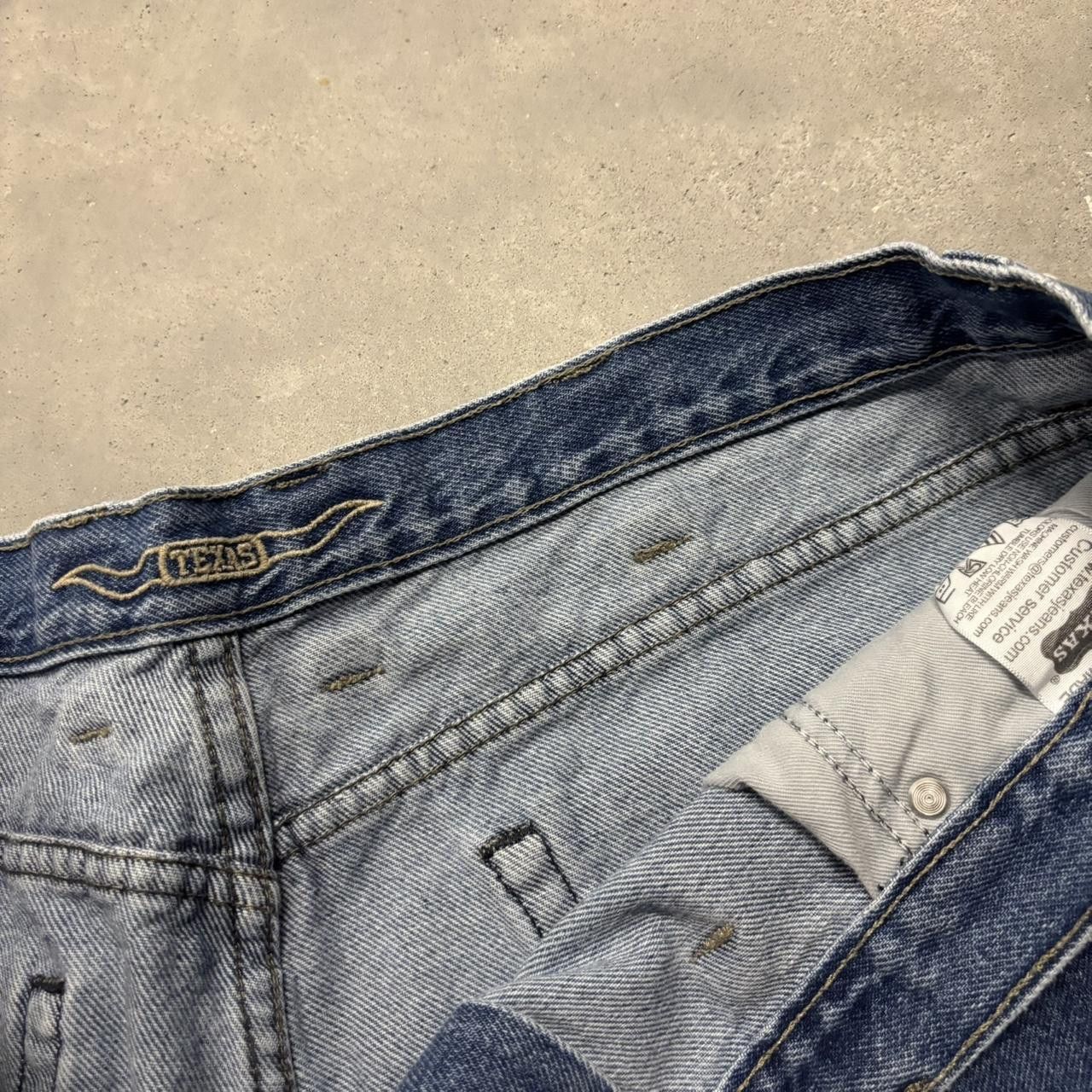 Japanese Brand × Vintage Crazy Vintage Y2K/2000s Baggy Blue Wash Skater Style Denim Jeans! Size US 40 / EU 56 - 7 Thumbnail