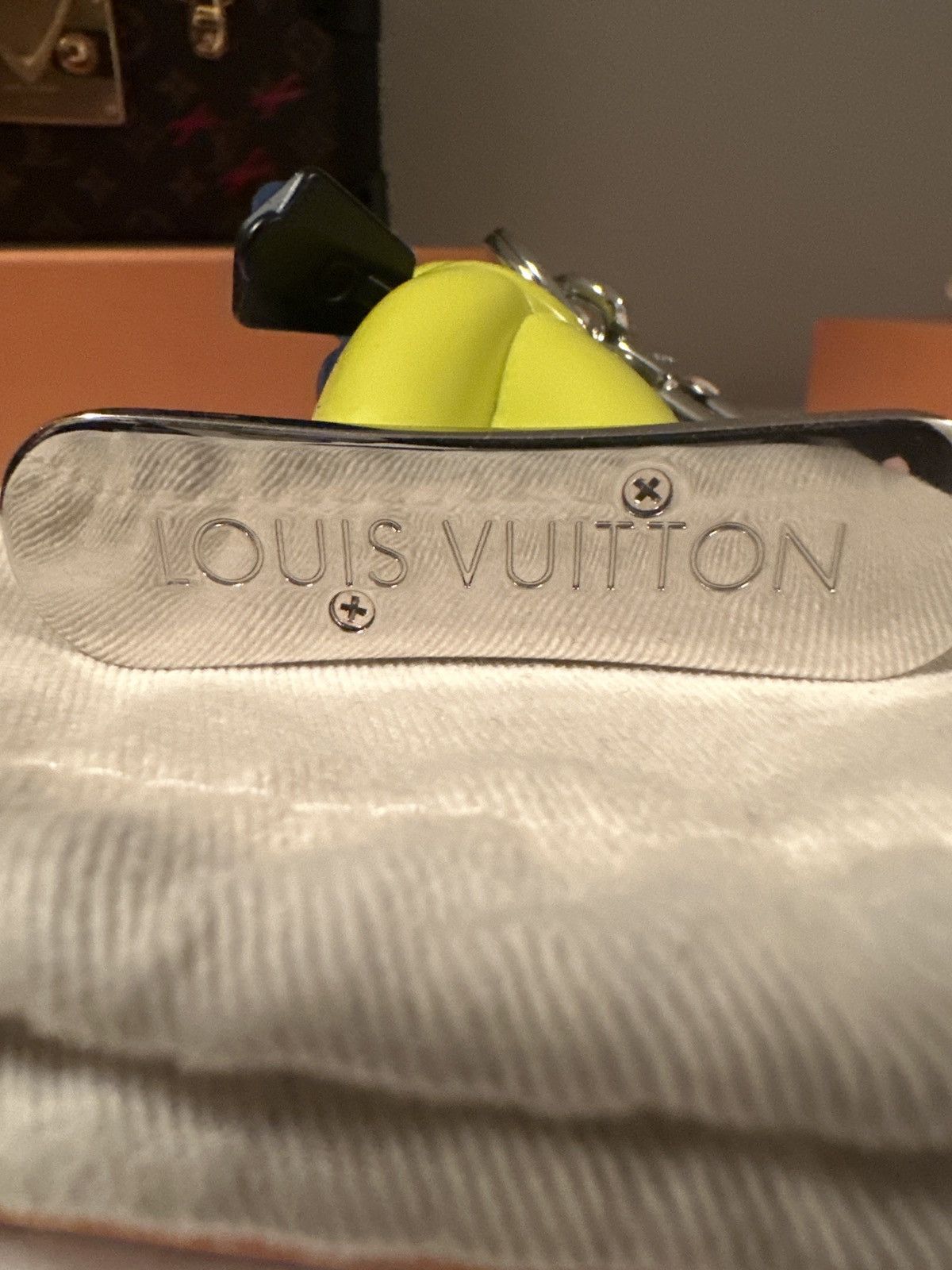 Louis Vuitton Louis Vuitton Keychain Size ONE SIZE - 3 Thumbnail