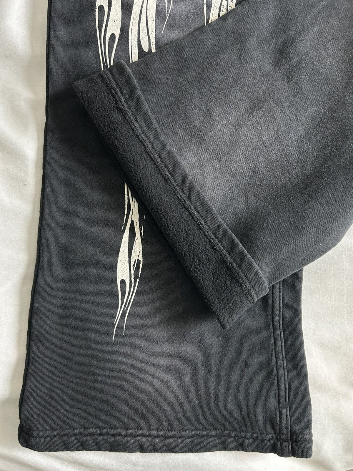 HELLSTAR Hellstar Yoga Remix Sweatpants Black Greatest Hits Medium Size US 31 - 2 Thumbnail