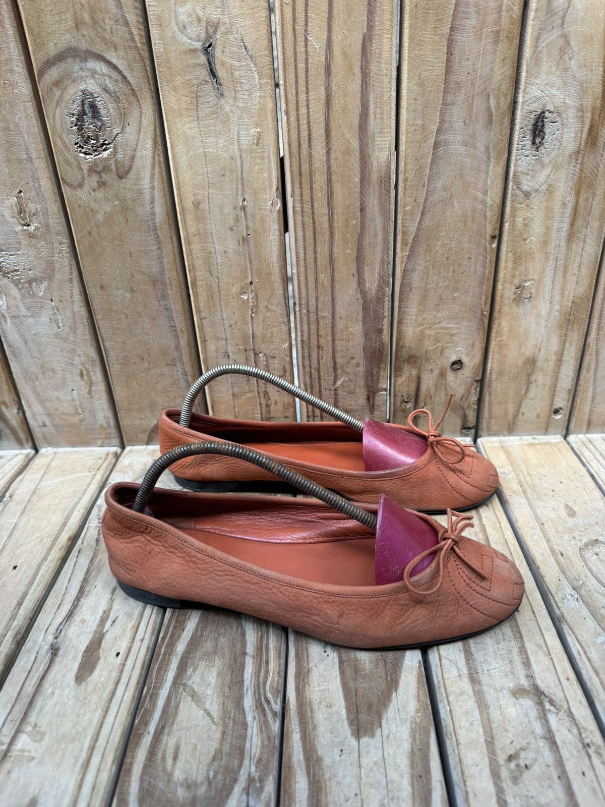 Gucci Gucci Orange women’s leather ballet flats EUR 37 US 7 Size US 7 / IT 37 - 3 Thumbnail