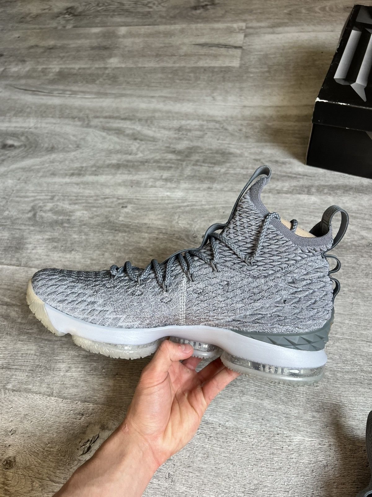 Nike Shoe’s Nike Lebron 15 City Series Size US 12 / EU 45 - 5 Thumbnail