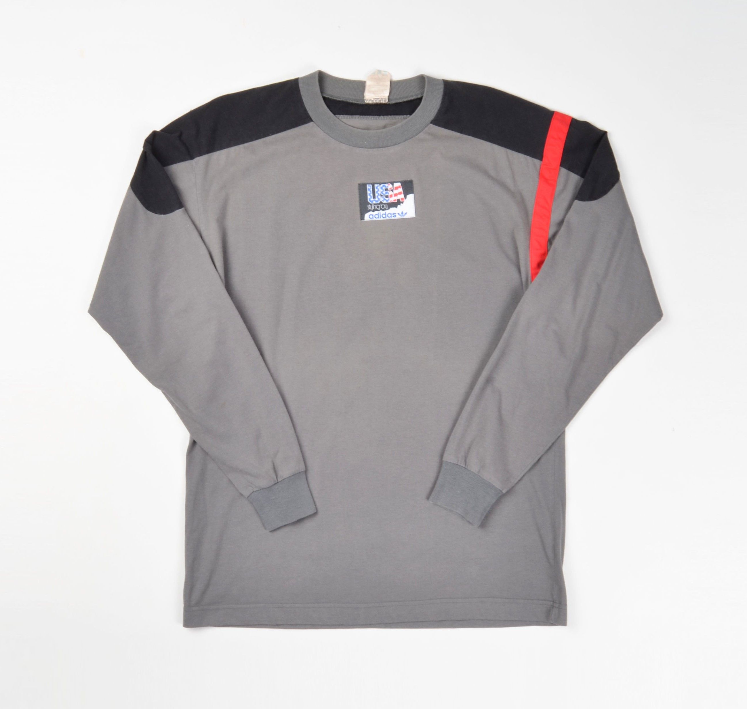 Adidas Vintage Adidas 80's USA Logo Long Sleeve Top Size US S / EU 44-46 / 1 - 1 Thumbnail