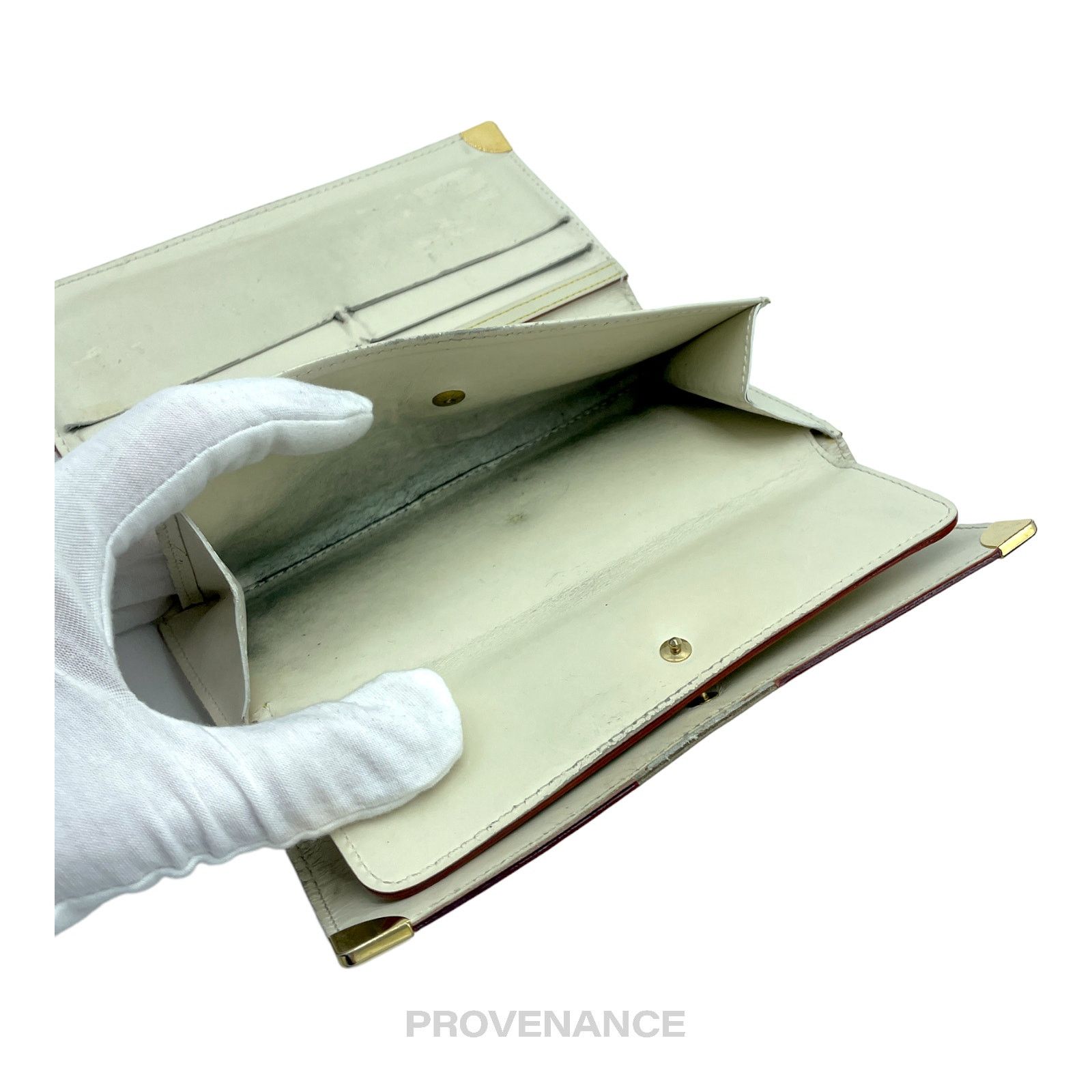 Louis Vuitton 🔴 Louis Vuitton International Wallet - White Suhali Leather Size ONE SIZE - 8 Thumbnail