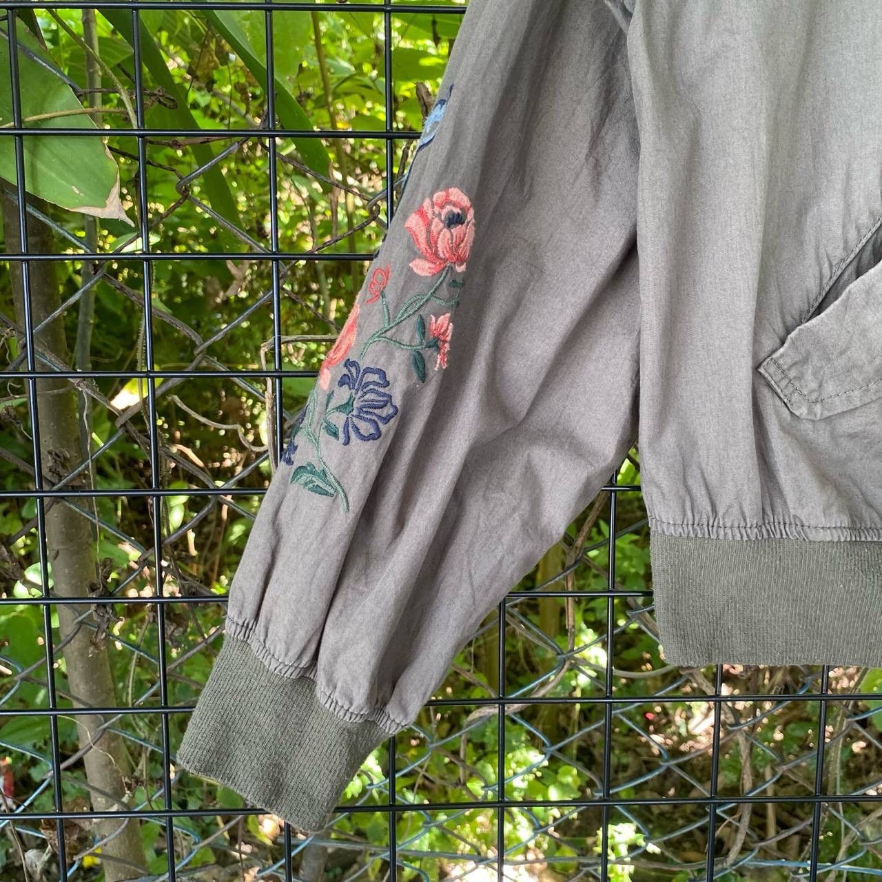Japanese Brand Vintage Floral Motive Bomber Jacket Size M / US 6-8 / IT 42-44 - 3 Thumbnail