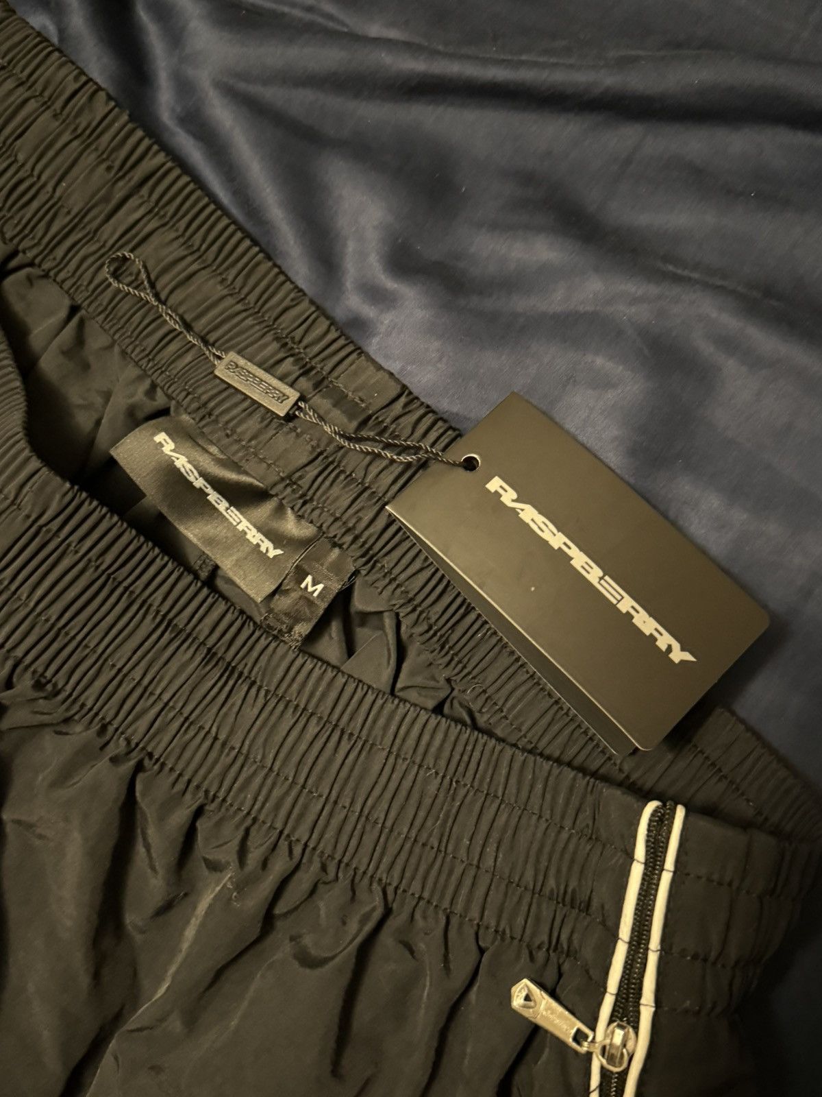 The GV Gallery D WILL SWEATS Size US 33 - 3 Thumbnail