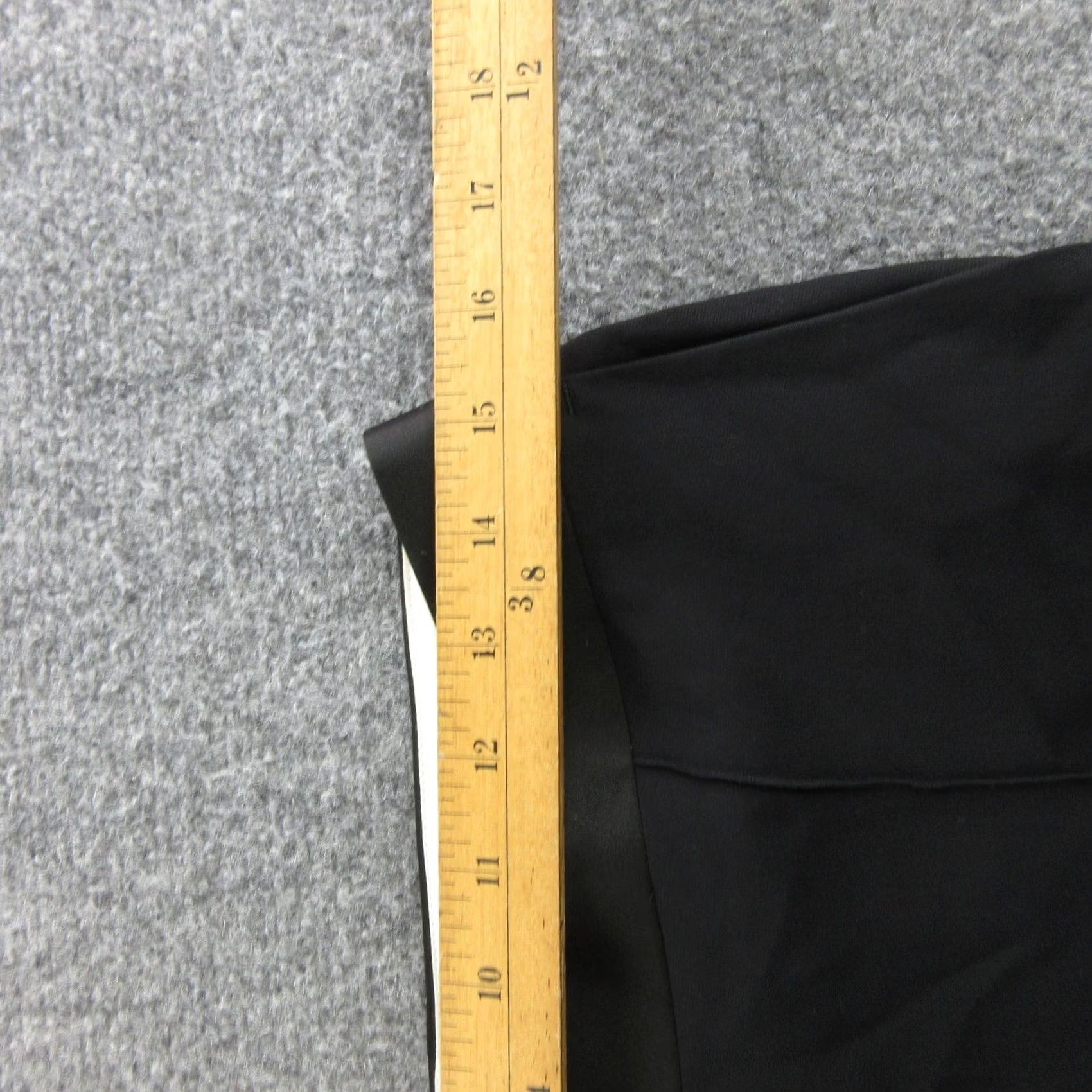 Vintage Céline Dress Pants Womens 38 Black Crepe Straight Leg Contrast Waist Italy Dress Pants Women 38 Black Crepe Straight Leg Contrast Waist Italy Size 26" / US 2 / IT 38 - 5 Thumbnail