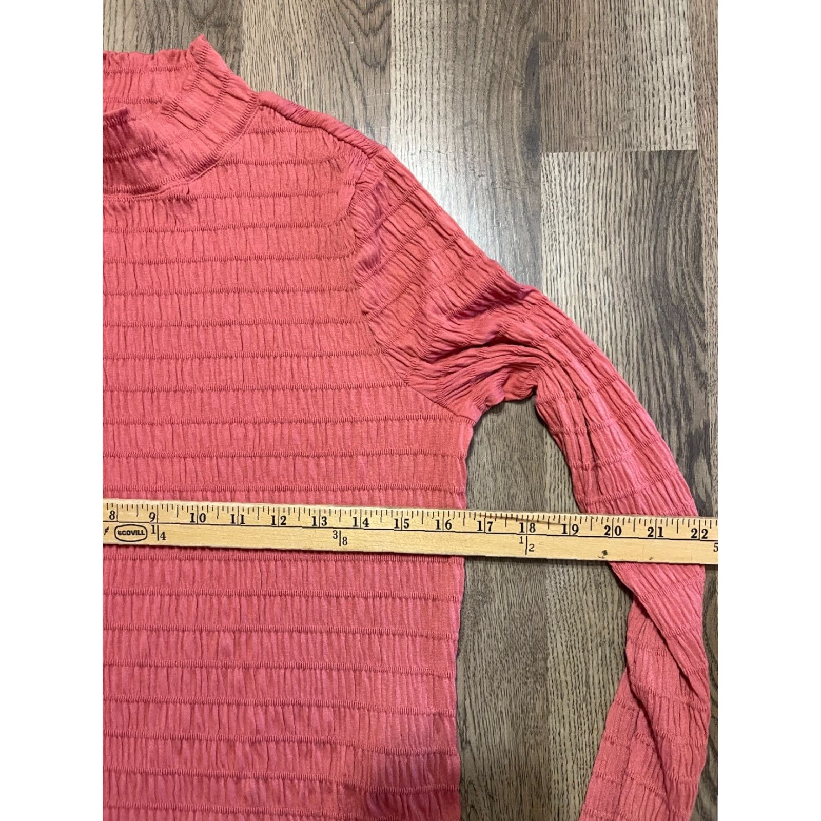 Tommy Hilfiger Tommy Hilfiger Shirt Women's Small Orange Turtleneck Long Sleeve Smocked Casual Size S / US 4 / IT 40 - 6 Thumbnail