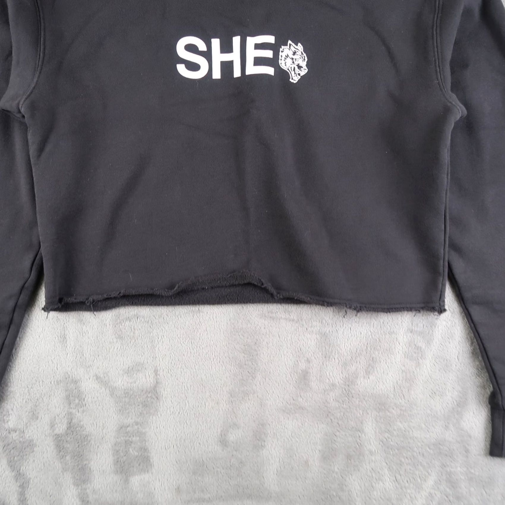 Darc Sport Darc Sport Wolves SHE Cropped Crewneck Sweatshirt Women's S Black Logo Pullover Gym Streetwear 90s Womens Size S / US 4 / IT 40 - 5 Thumbnail