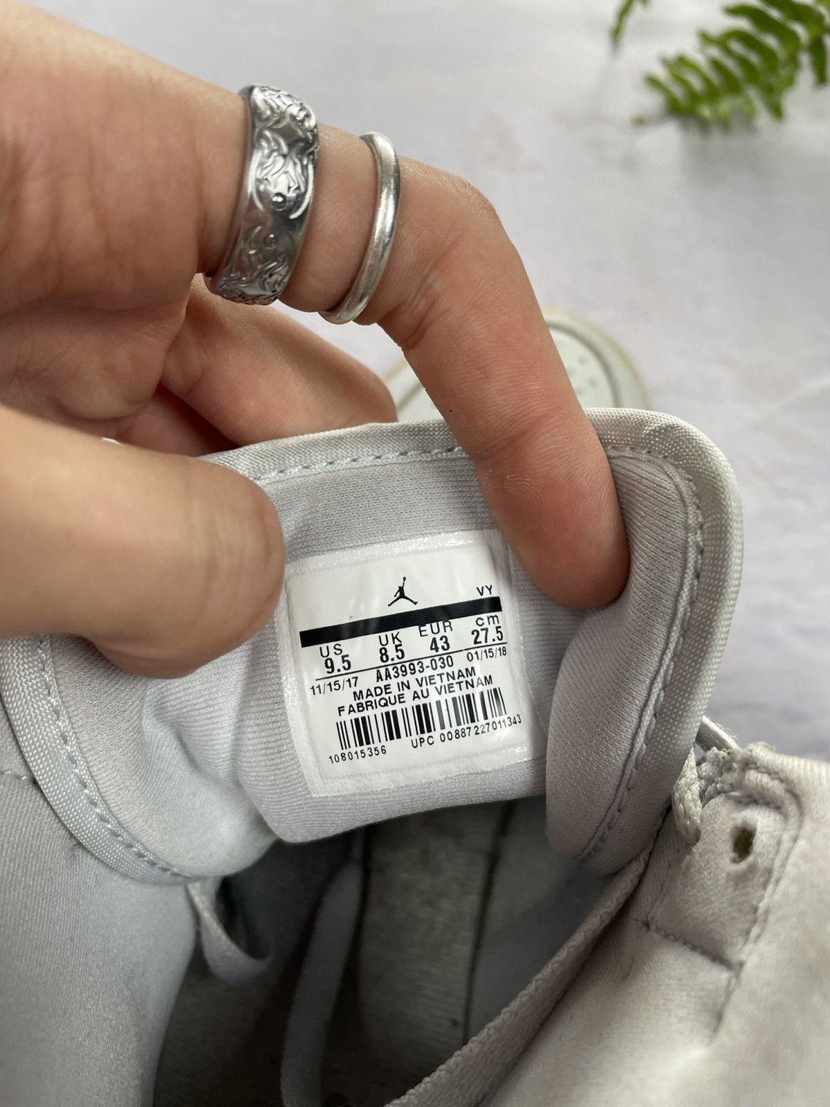 Jordan Brand × Nike Nike Air Jordan 1 Retro High Pure Platinum Sneakers Size US 9.5 / EU 42-43 - 12 Thumbnail