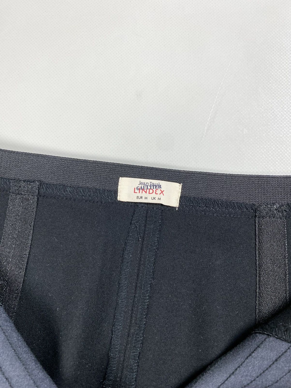 Jean Paul Gaultier Jean Paul Gaultier Lindex ladies pencil skirt size M Size 26" / US 2 / IT 38 - 11 Thumbnail