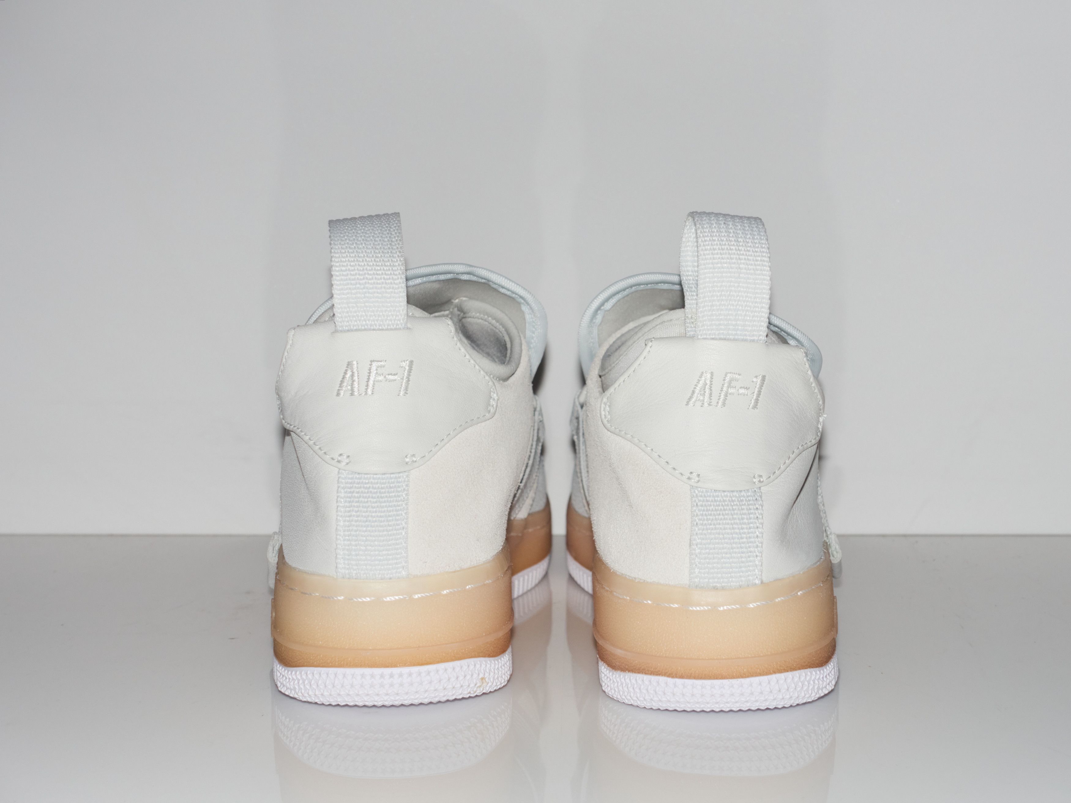 Nike Wmns Nike Air Force 1 Explorer XX Sz 7 AO1524-100 Size US 7 / IT 37 - 3 Thumbnail