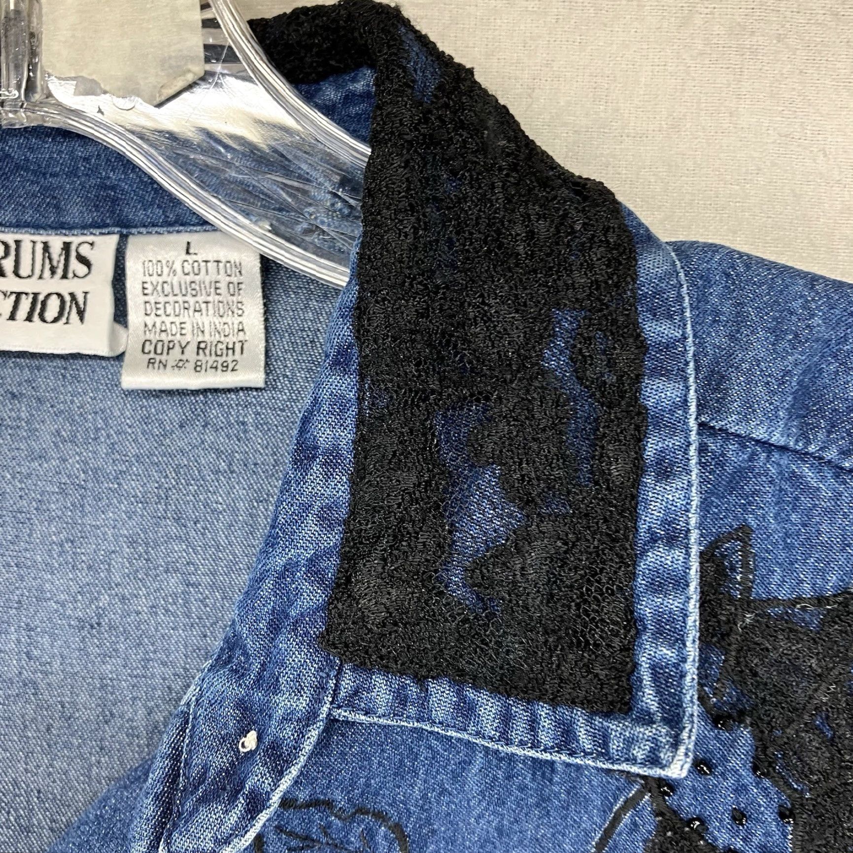 Vintage VINTAGE Tantrums Collection Denim Top Women L Blue Pearl Button Bead Embroidery Floral 90s Western Cowboy Core Button-Up Long Sleeve Size L / US 10 / IT 46 - 6 Thumbnail