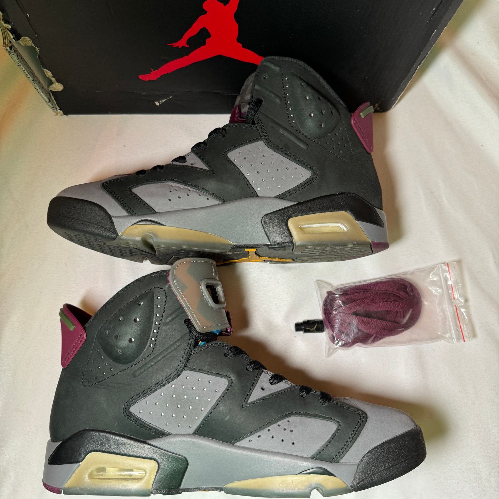 Jordan Brand × Nike Size 9 - Nike Air Jordan 6 Retro Bordeaux Men's Shoes Size US 9 / EU 42 - 3 Thumbnail