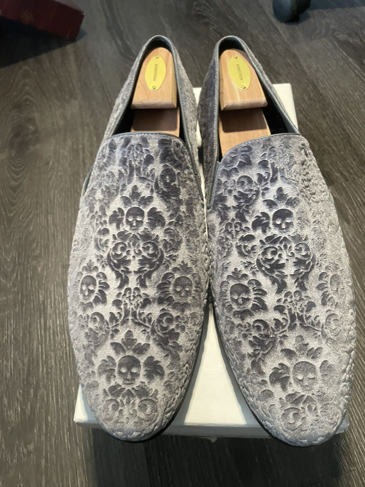 Robert Graham Sonoma Floral Skull-Embossed Velvet Loafers Size US 12 / EU 45 - 2 Thumbnail