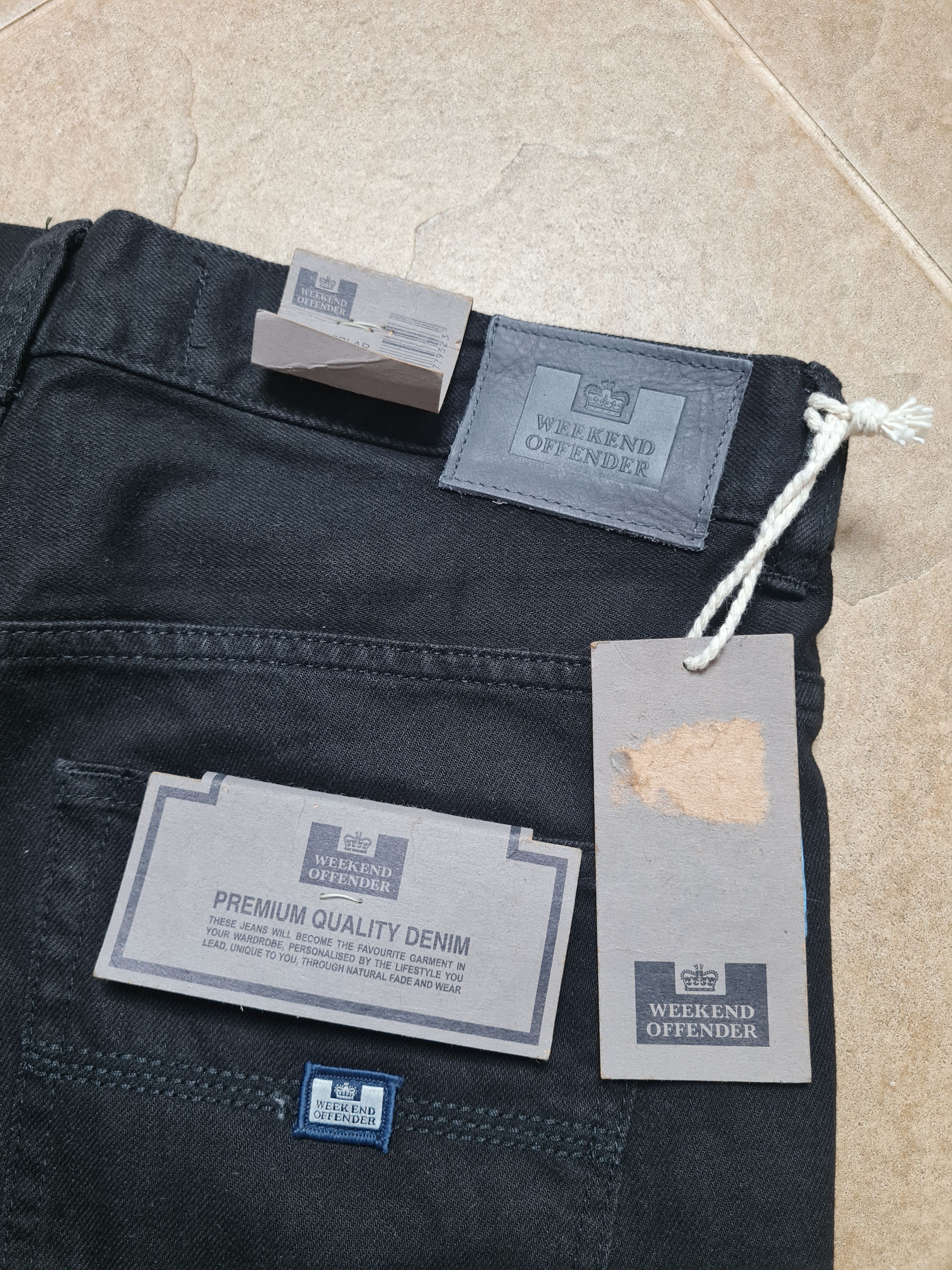 Weekend Offender Jeans Mens Black Denim Weekend Offender Tapered Fit Jeans 32 Size US 32 / EU 48 - 5 Thumbnail
