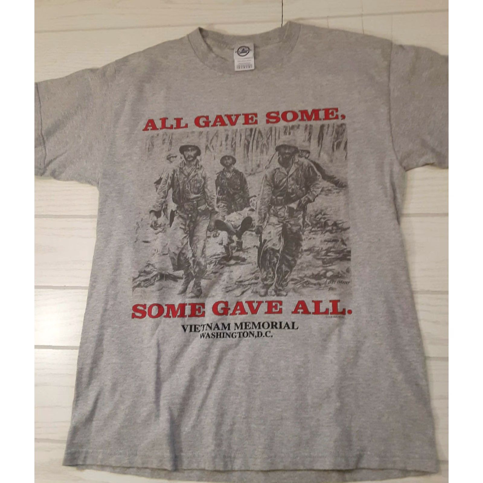 SOMET VINTAGE Viet Nam Memorial t shirt Washington D.C. gray M Men’s Graphic Short Sleeve 26in Size US M / EU 48-50 / 2 - 5 Thumbnail