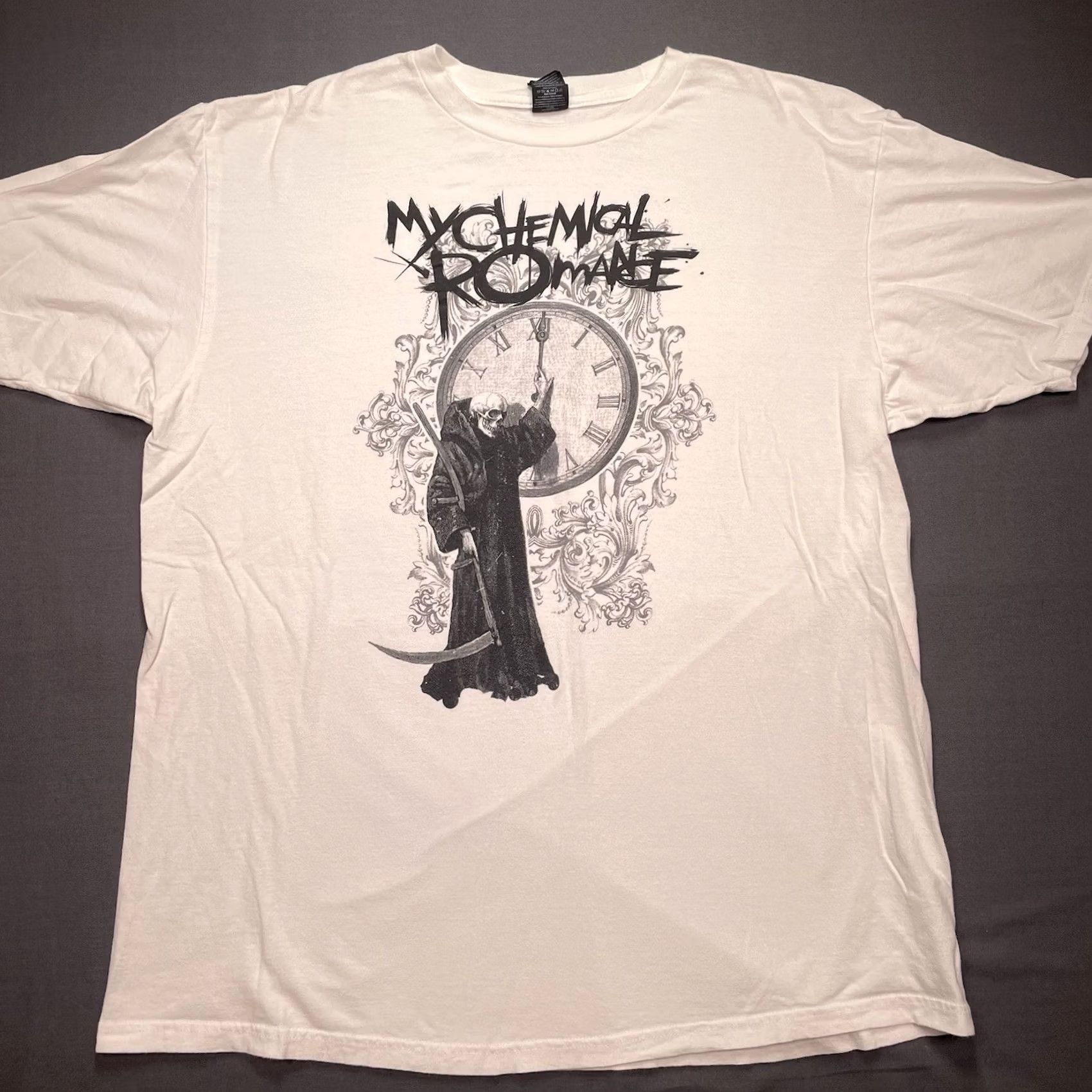 Hot Topic My Chemical Romance Shirt XL White Men Short Sleeve Crew Neck Rock Skeleton Clock Emo Gerard Way Size US XL / EU 56 / 4 - 2 Thumbnail