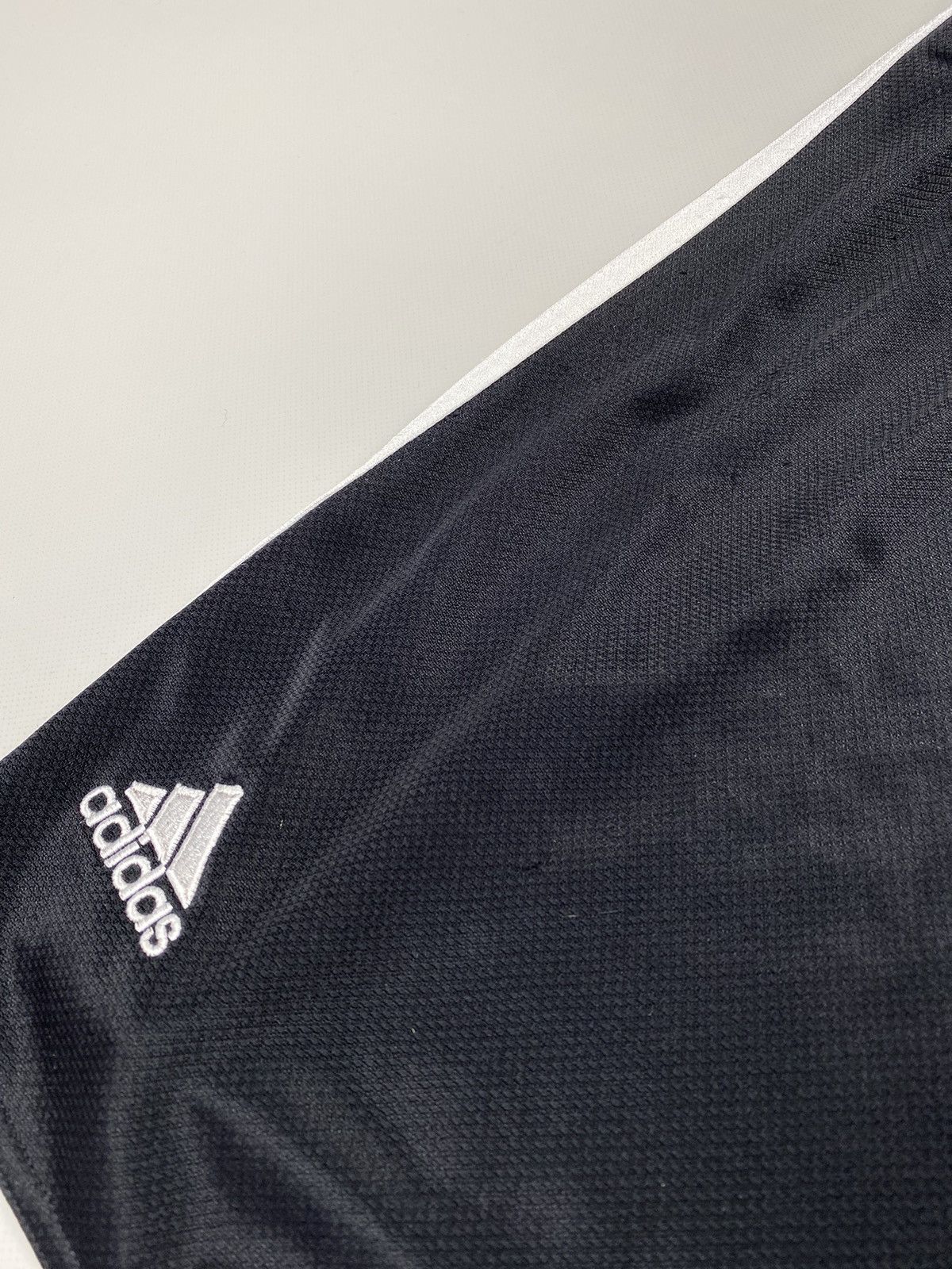Adidas Adidas Chelsea 2008 Soccer Shorts size L Size US 34 / EU 50 - 25 Thumbnail