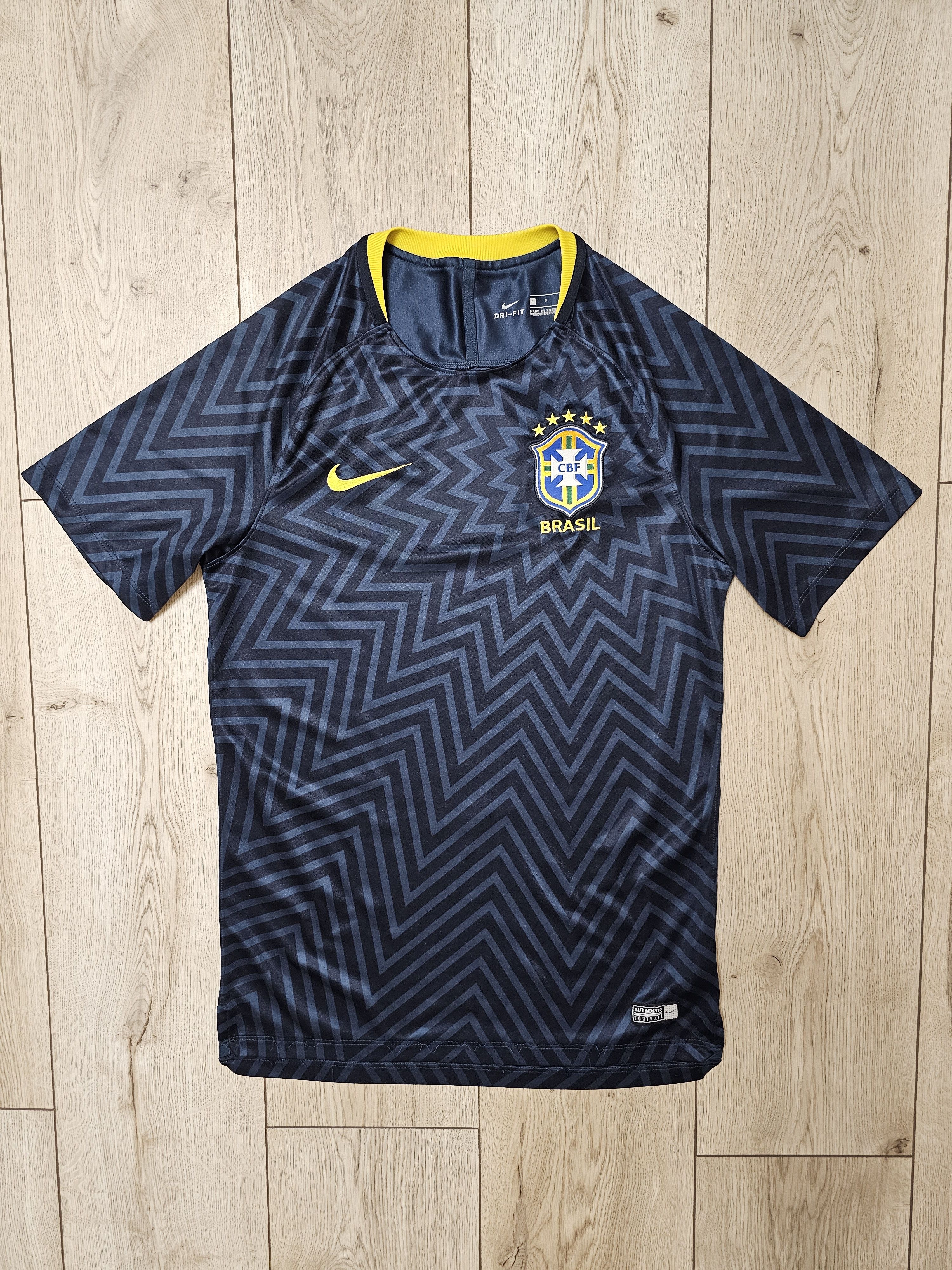 Nike BRAZIL 2018 TRAINING FOOTBALL SHIRT SOCCER JERSEY Size US S / EU 44-46 / 1 - 1 Thumbnail