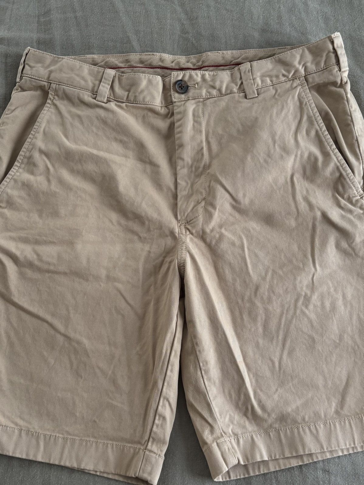 Brooks Brothers Brooks Brothers Beige Khaki Casual Shorts. Mens. Size US 34 / EU 50 - 2 Thumbnail