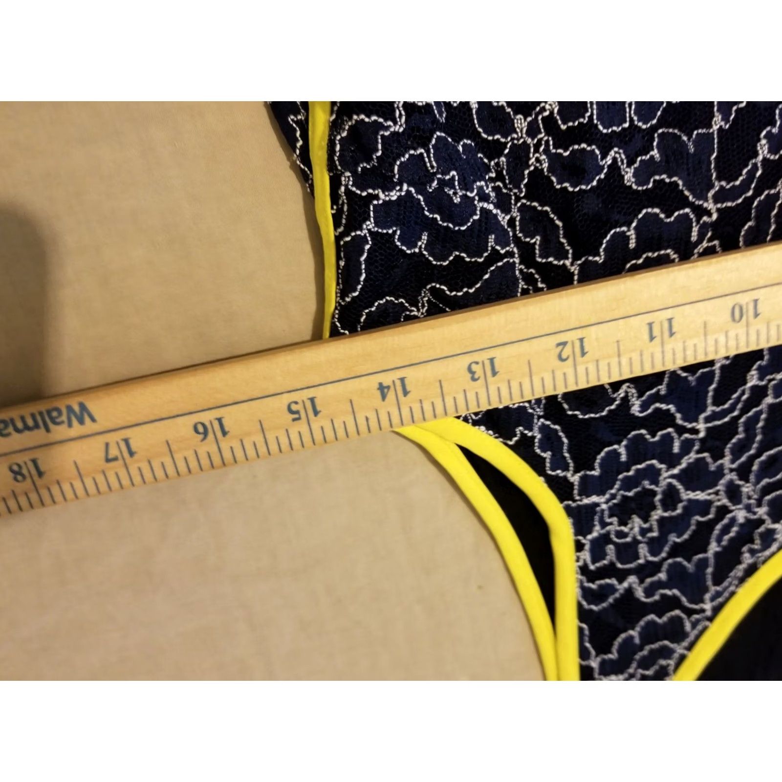 Banana Republic Banana Republic Shirt Womens 0P Sleeveless Tank Blouse Petite Navy Yellow Size XS / US 0-2 / IT 36-38 - 4 Thumbnail
