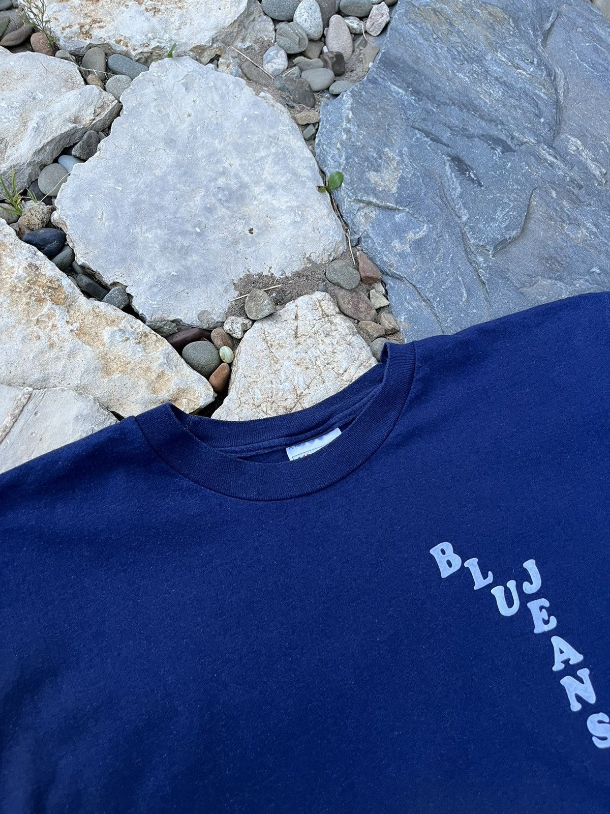 Hanes × Vintage Hanes 90s navy cotton basic tee t-shirt connected blue jeans Size US L / EU 52-54 / 3 - 8 Thumbnail
