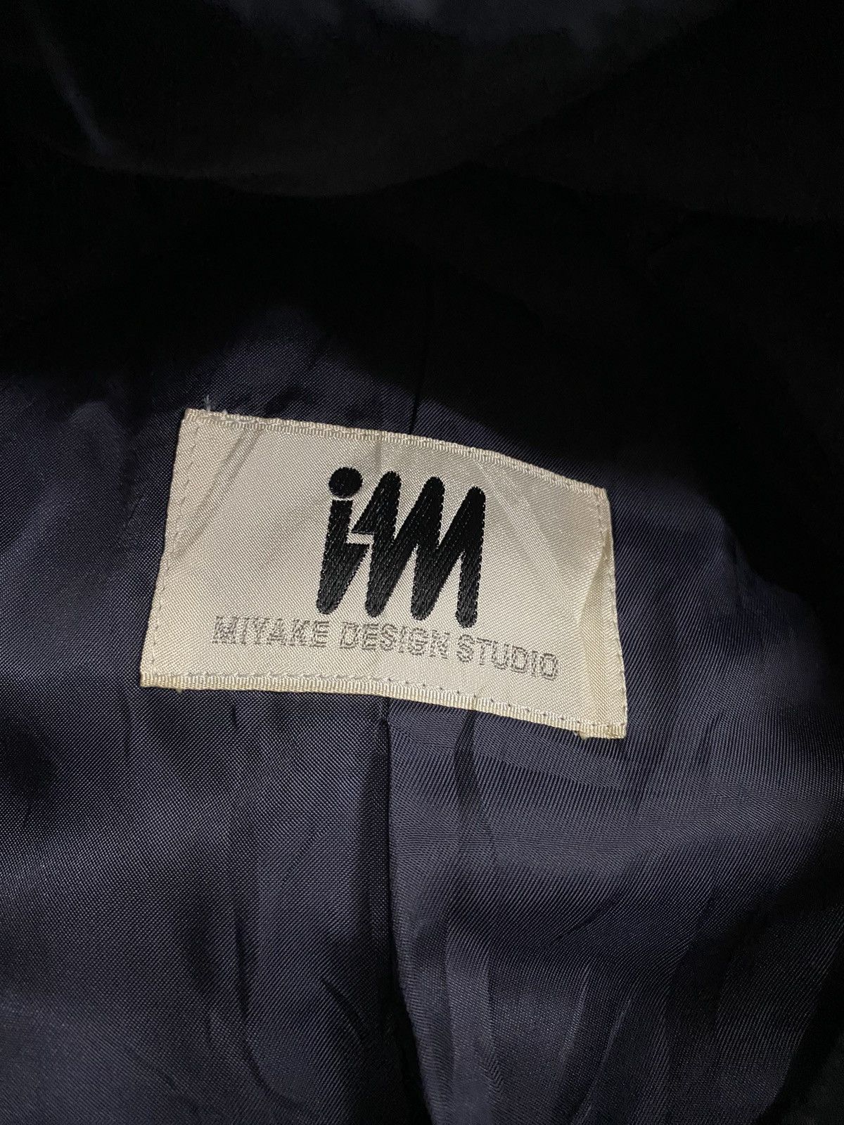 Issey Miyake 🇯🇵 ISSEY MIYAKE OVERCOAT COLLECTION MADE JAPAN Size US L / EU 52-54 / 3 - 7 Thumbnail