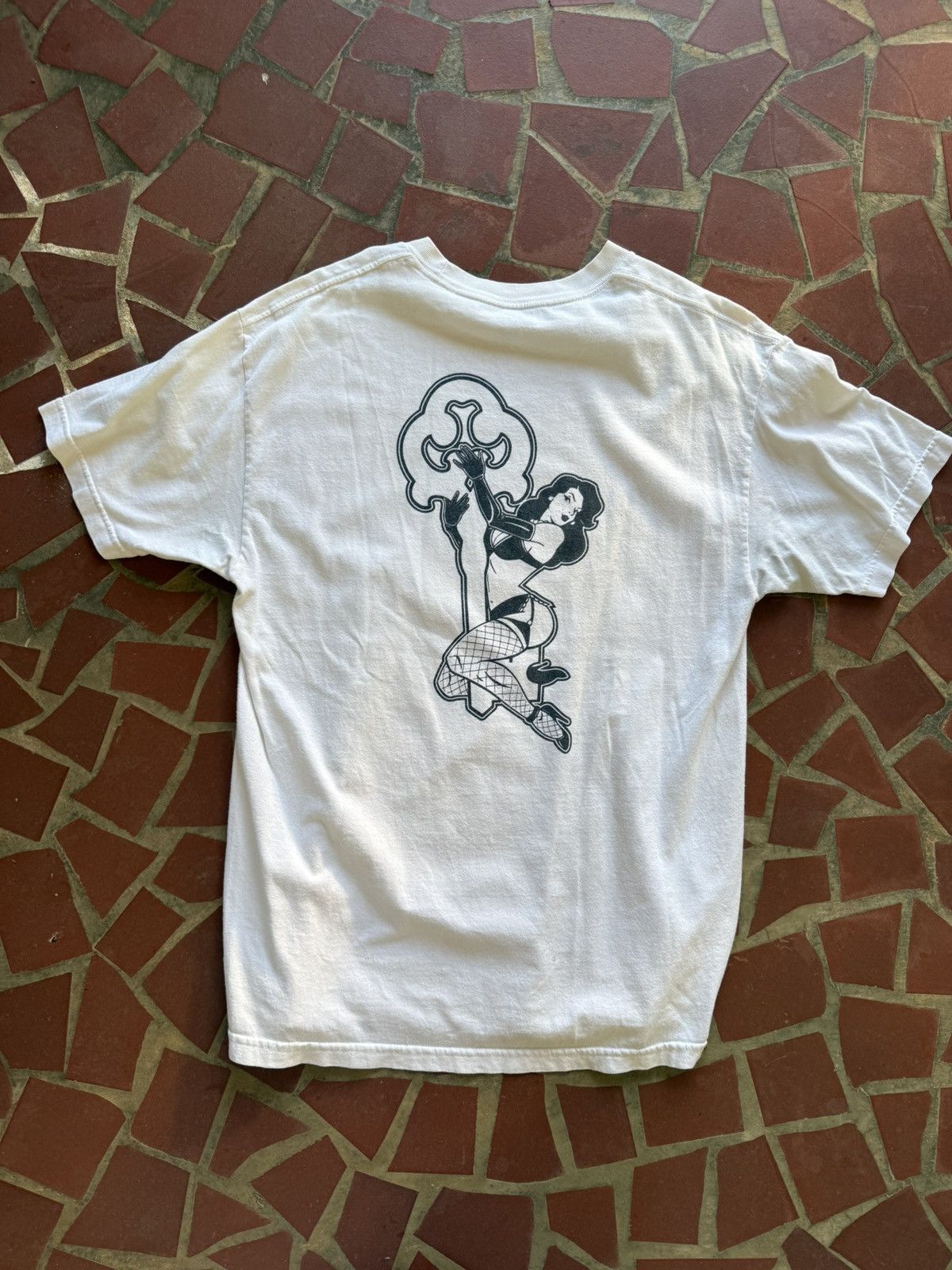 Gildan Vintage Strip Club Key Girl Tee Size US L / EU 52-54 / 3 - 3 Thumbnail