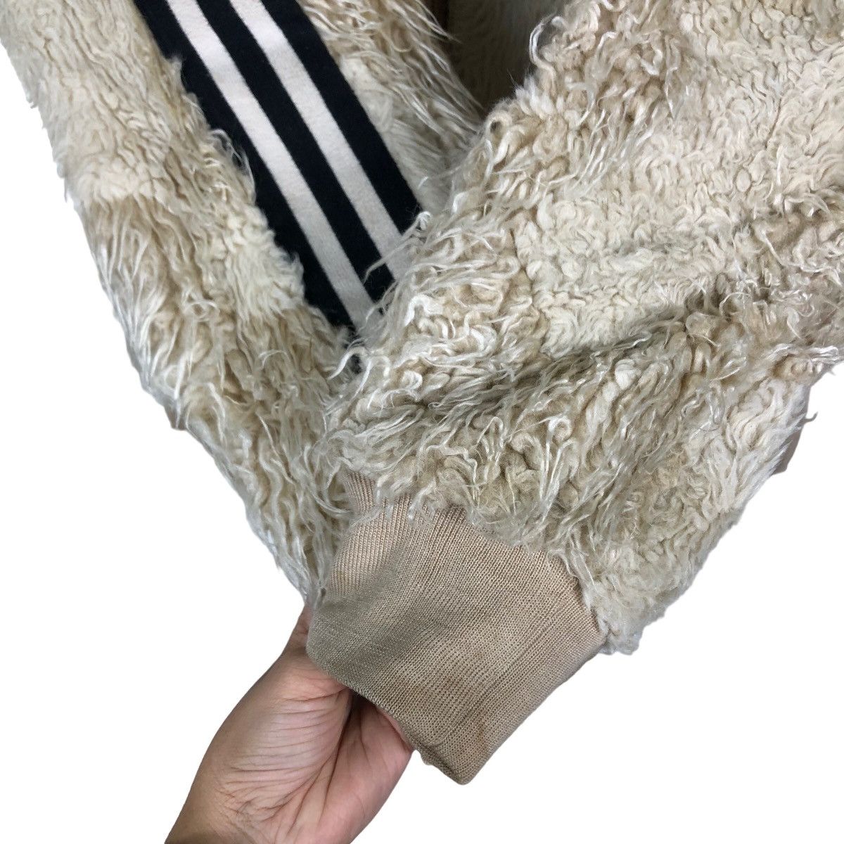 Adidas 🔥90’s Vintage Adidas Zipper Jacket Mink Fur Design Size US L / EU 52-54 / 3 - 12 Thumbnail