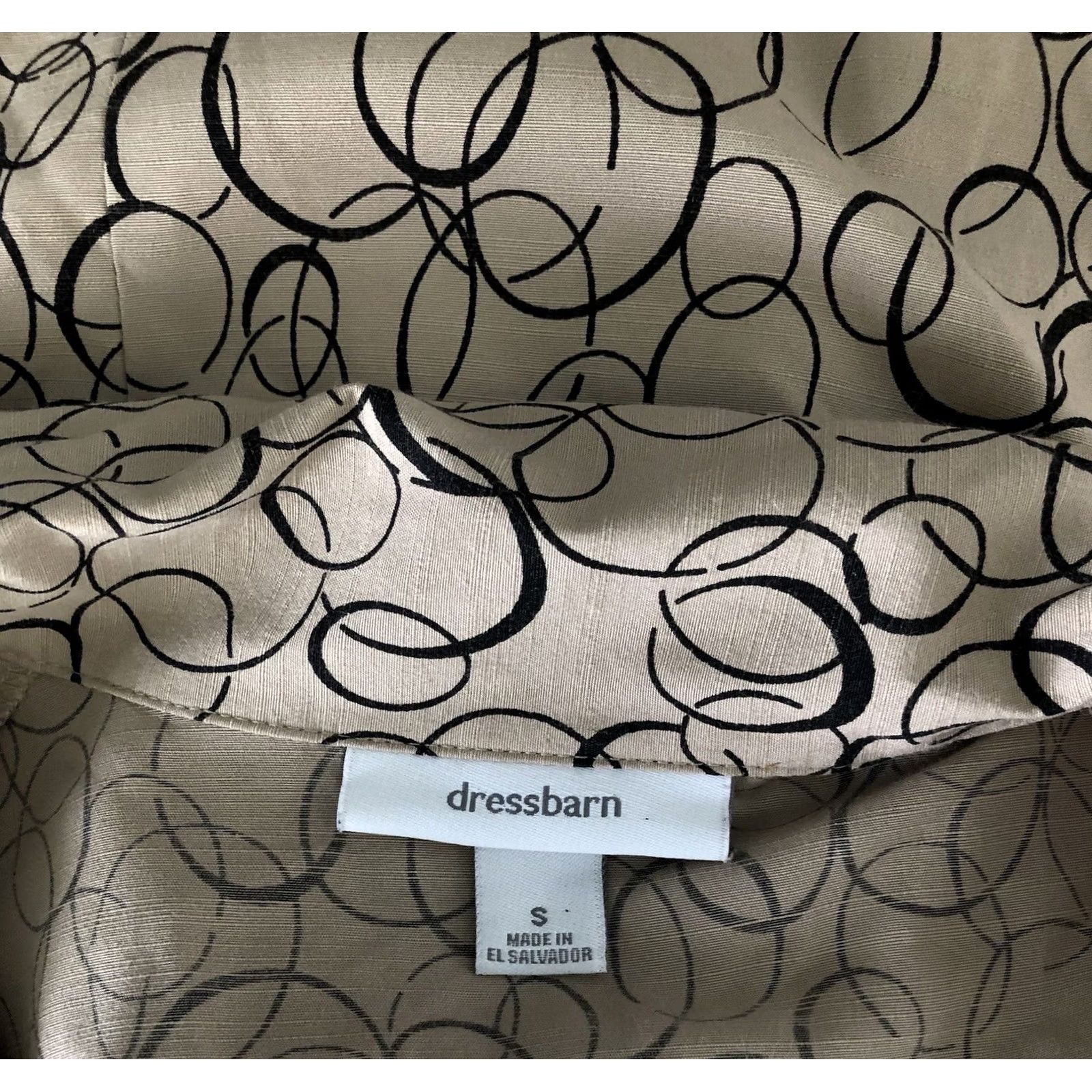 Vintage Dressbarn Button-Up Top Shirt S Tan Circle Geometric Dots 3/4 Sleeve VINTAGE? No, Regular Fit Women Casual Workwear Halloween? Size S / US 4 / IT 40 - 4 Thumbnail