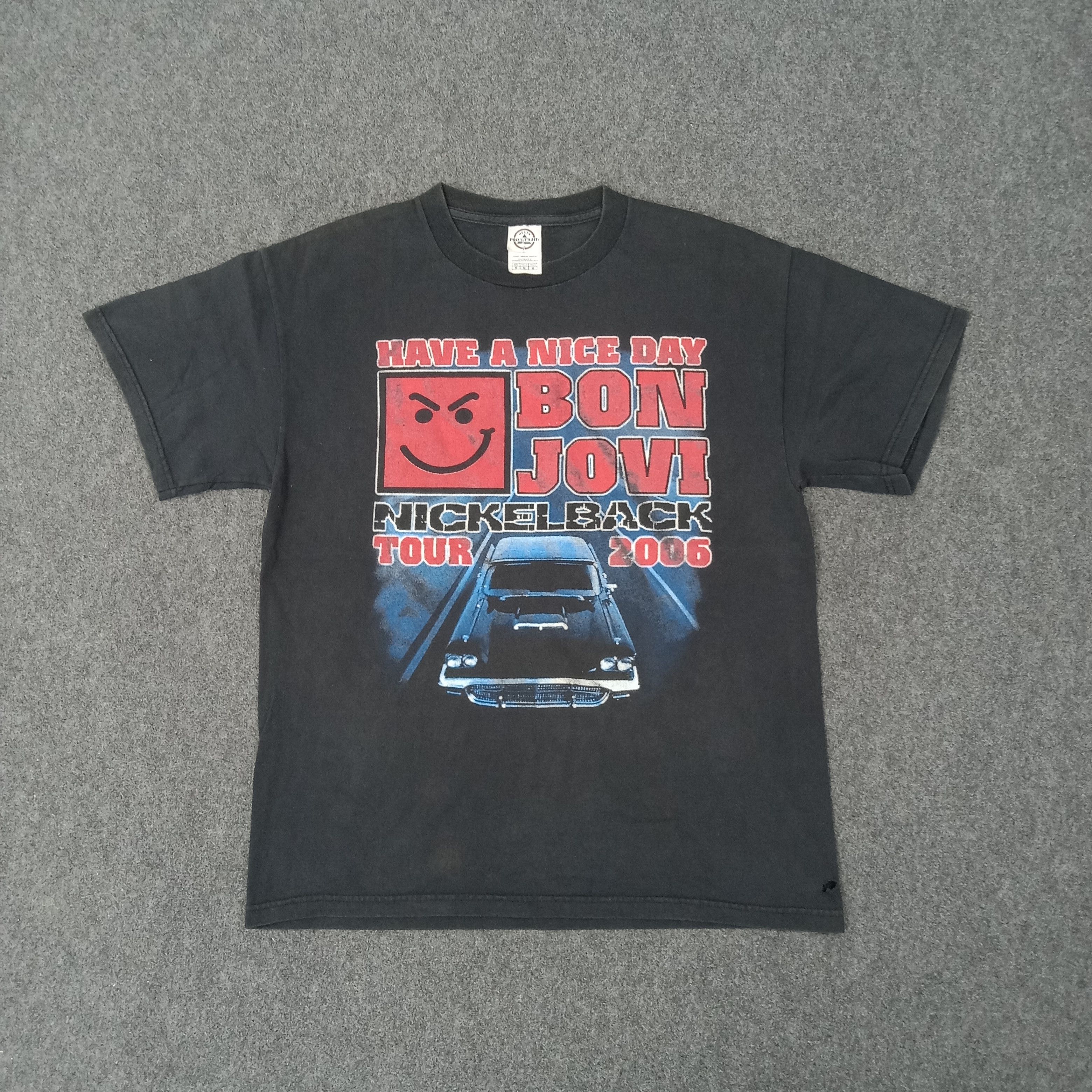 Band Tees Bon Jovi Nickelback Rock Band Tour 2006 Tshirt C259N71 Size US L / EU 52-54 / 3 - 3 Thumbnail