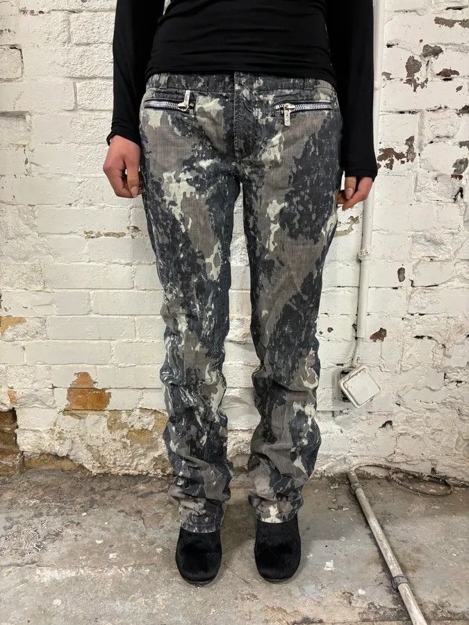 Diesel 2000s Diesel Grey Denim Tie-Dye Jeans Size 26" / US 2 / IT 38 - 1 Thumbnail
