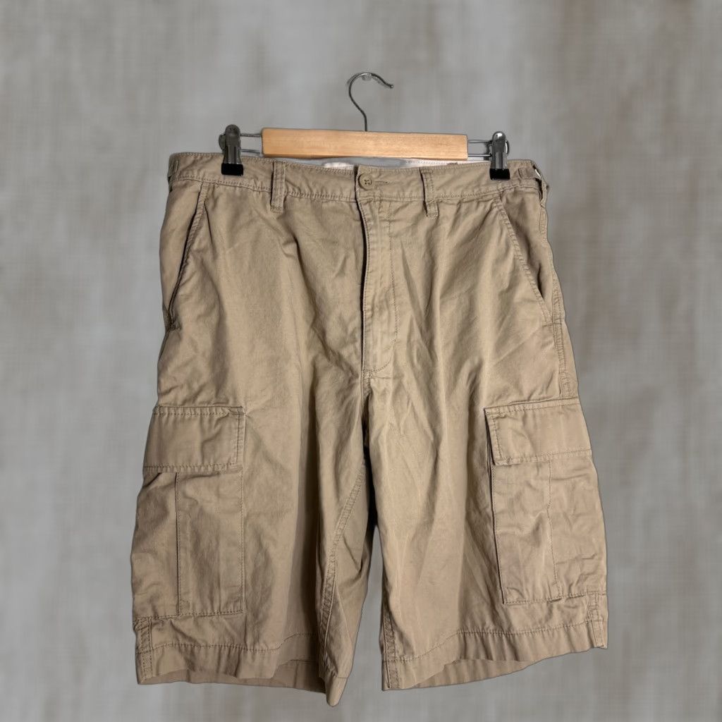 Vans Vans Cargo Shorts Mens 32 Beige Cotton Waist Fasteners Size US 32 / EU 48 - 1 Thumbnail