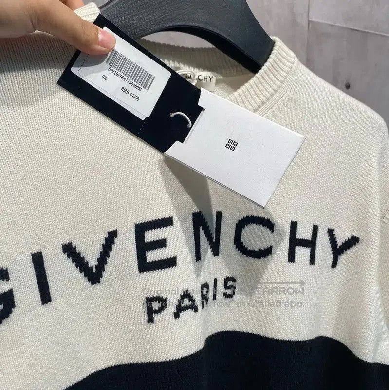 Givenchy Givenchy Winter Black and White Knit Sweater . Size M / US 6-8 / IT 42-44 - 2 Thumbnail