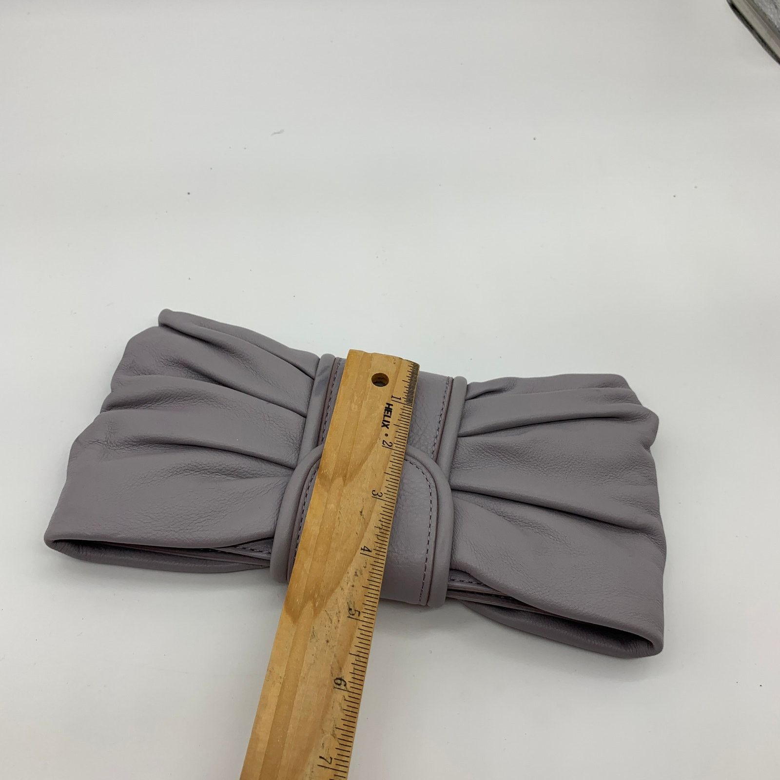 Banana Republic Banana Republic Bow Clutch Womens Small Bag Gray Size ONE SIZE - 6 Thumbnail