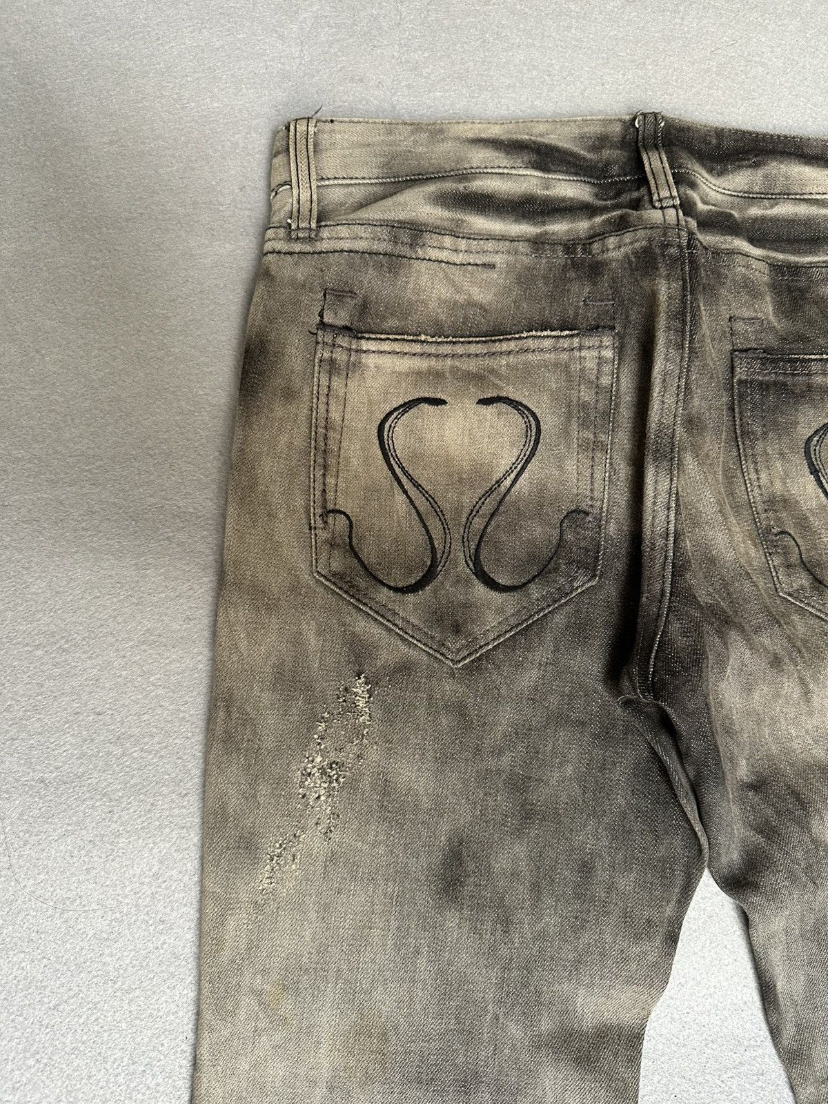 Japanese Brand FLARE Civarizie Distressed Release Leg Denim Size US 31 - 14 Thumbnail