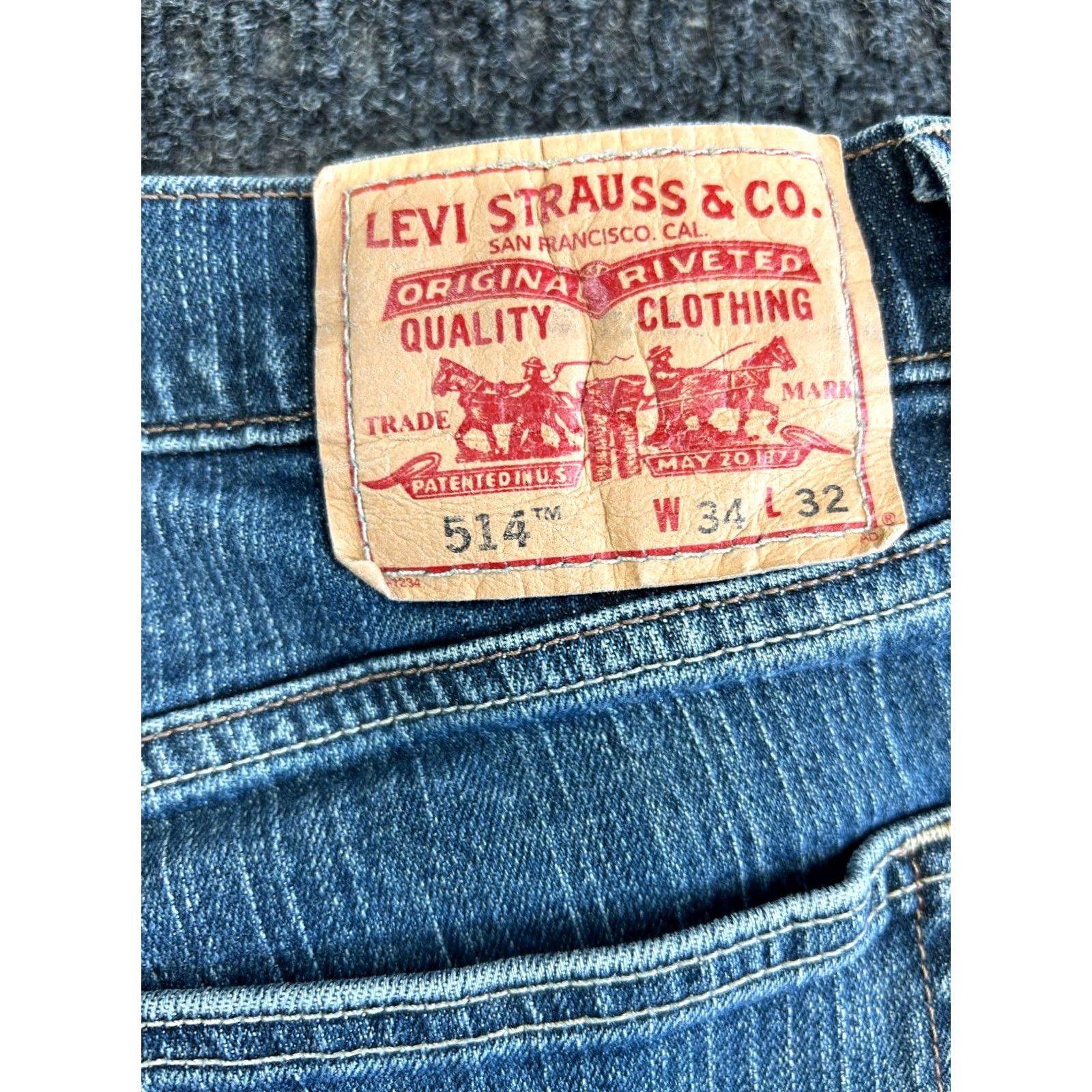 Levi's VINTAGE Levi’s 514 Jeans Slim Straight Mens 34 x 32 Blue Distressed Whiskering Jeans Brown? Size US 34 / EU 50 - 5 Thumbnail