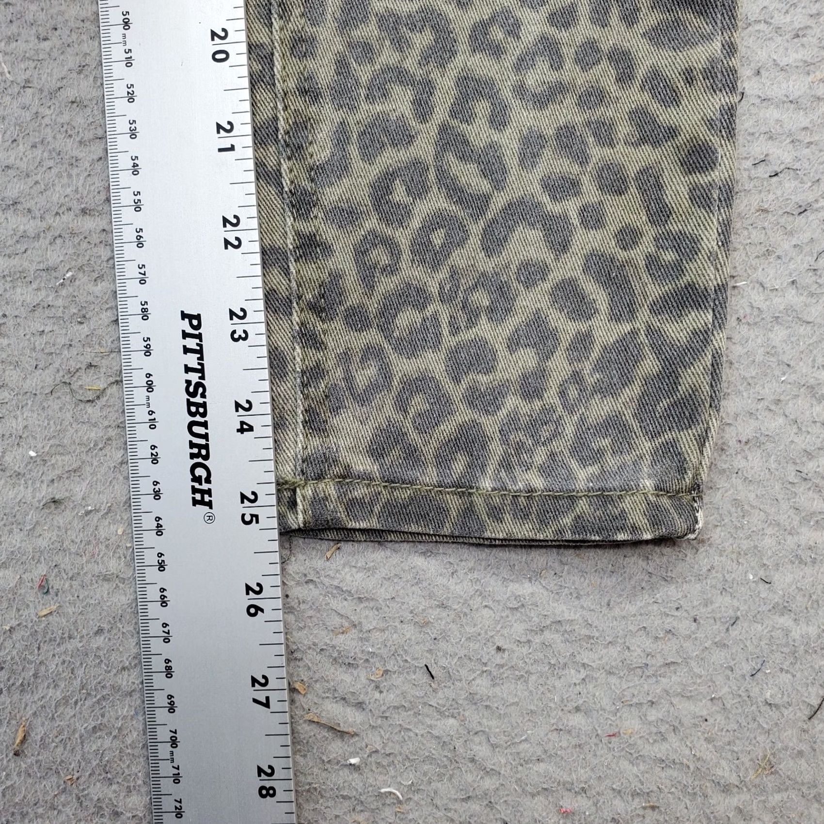Denime Indigo Rein Women Size 5 Multicolor Denim Leopard Print Mid Rise Skinny Jeans Size 27" / US 4 / IT 40 - 4 Thumbnail