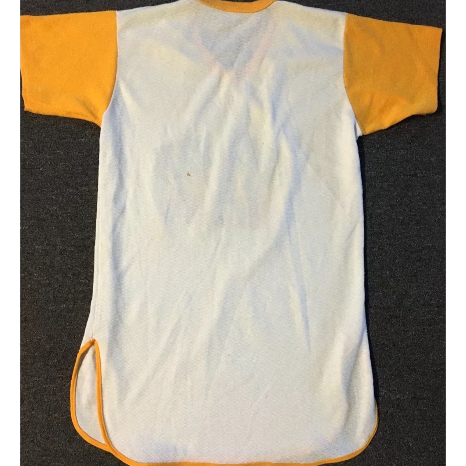 Vintage VINTAGE American Vintage Jersey Shirt L XL Yellow 70s School Lunch Victim Single Stitch USA Humor Retro 80s Size US L / EU 52-54 / 3 - 6 Thumbnail