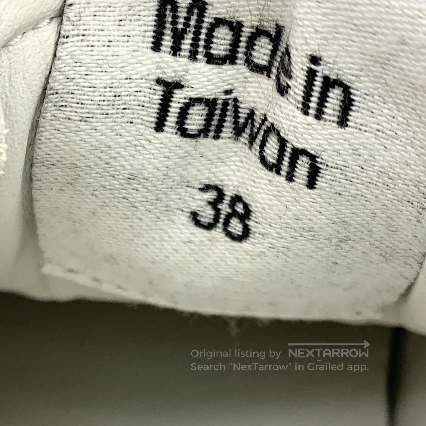 Maison Margiela Maison Margiela White Leather Laced Casual Flat Loafers| Size US 7.5 / IT 37.5 - 6 Thumbnail