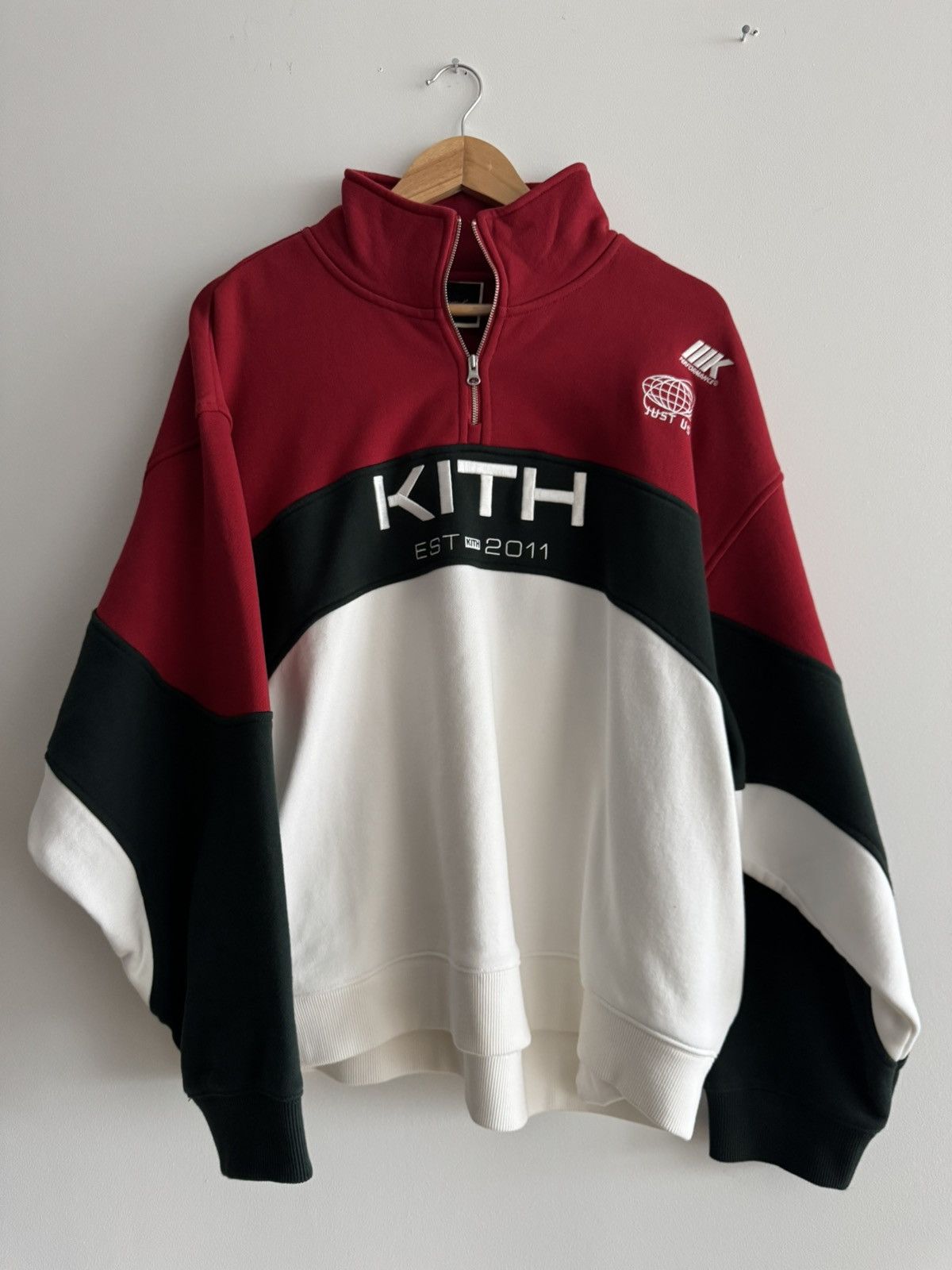 Kith sweatshirt sz women’s XL(Fits Men’s L)