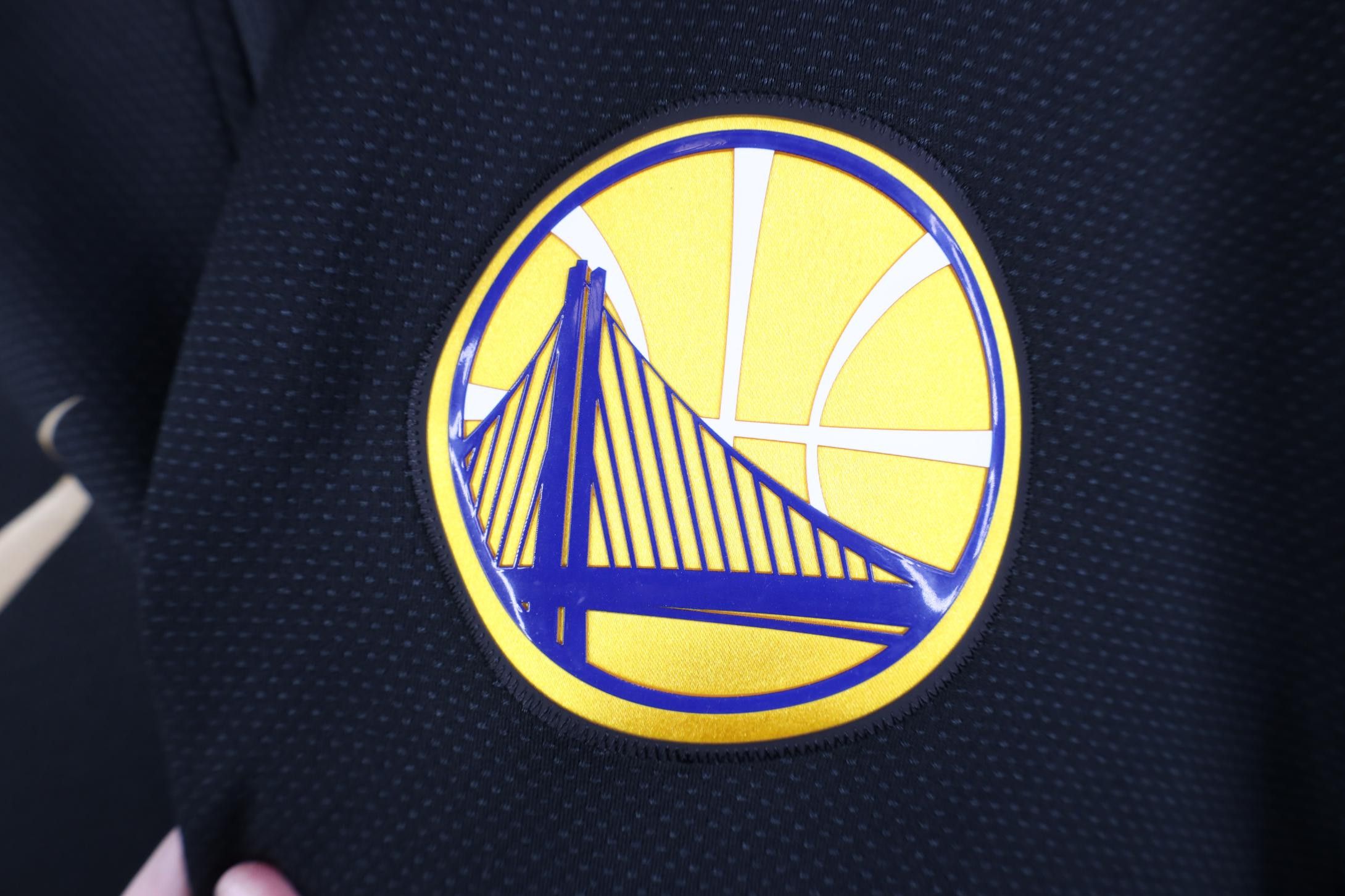 Nike Nike NBA Finals Golden State Warriors Showtime Hoodie Black Size US M / EU 48-50 / 2 - 5 Thumbnail