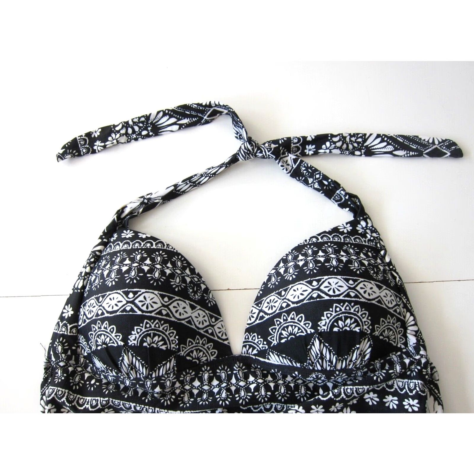 Swims St Johns Bay Black White Floral Paisley Halter Swim Tankini Top 14 Womens Swimsuit Size XL / US 12-14 / IT 48-50 - 3 Thumbnail