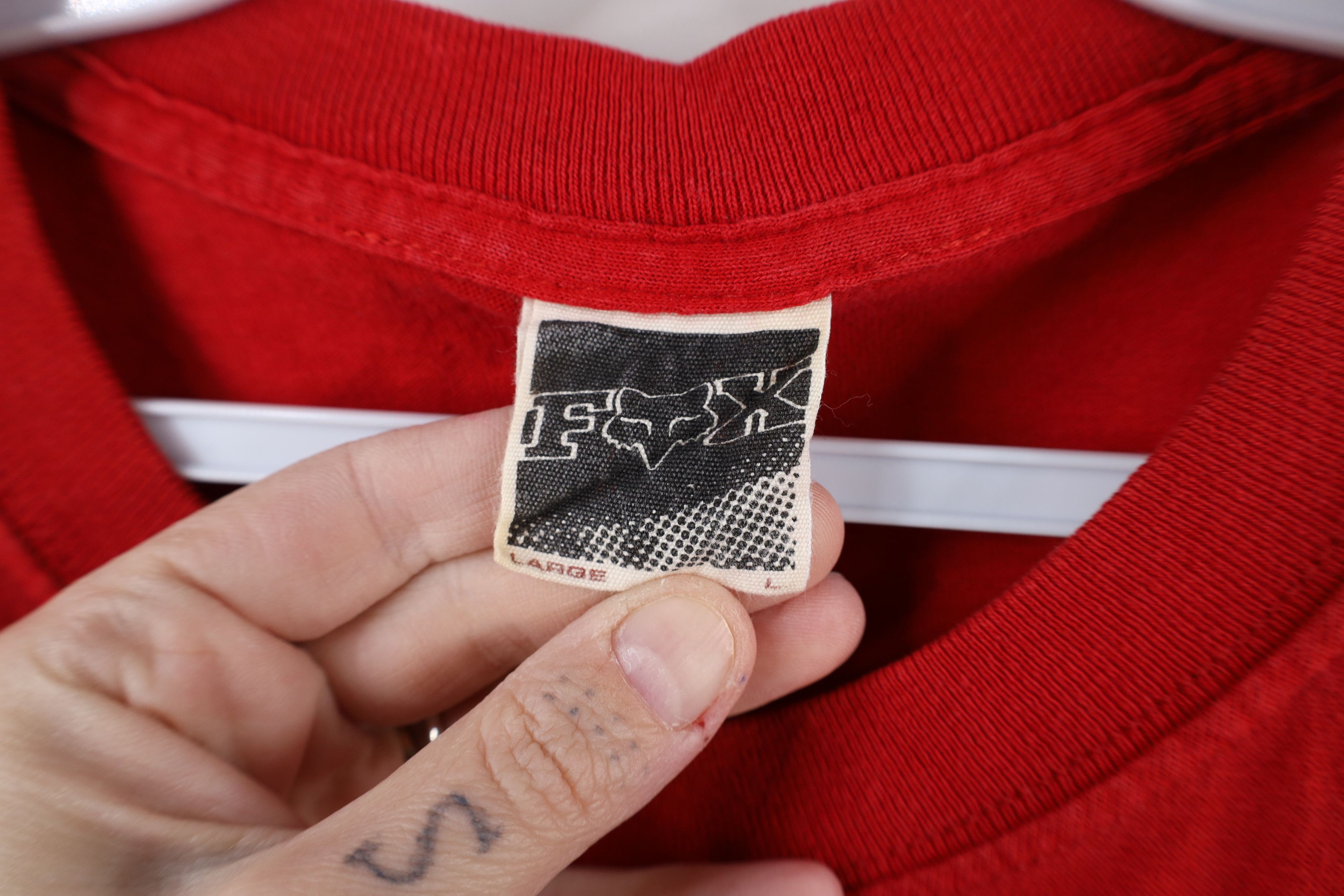Fox Racing × Vintage Vintage 90s Fox Racing Spell Out Big Logo T-Shirt Red Size US L / EU 52-54 / 3 - 8 Thumbnail
