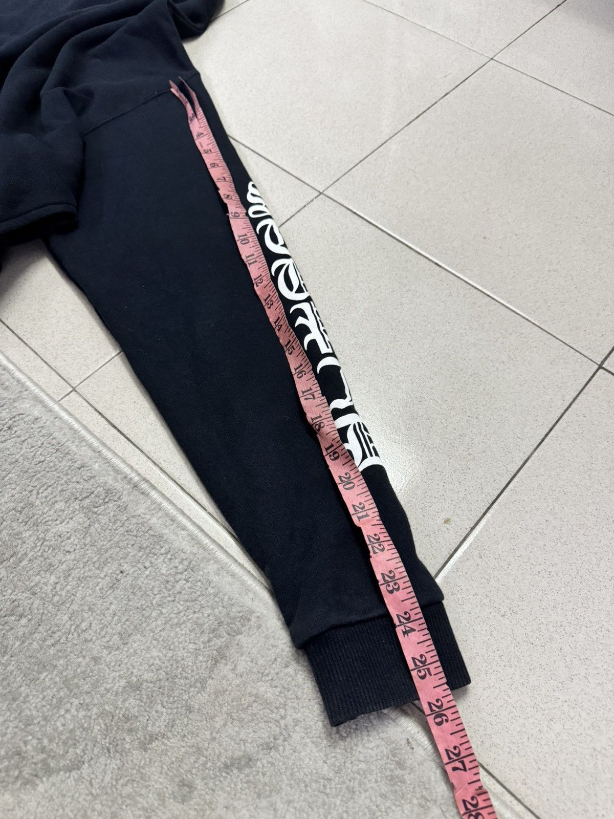 Japanese Brand CANDY STRIPPER OLD ENGLISH GOTHIC LONG SLEEVES SWEATER Size US M / EU 48-50 / 2 - 7 Thumbnail